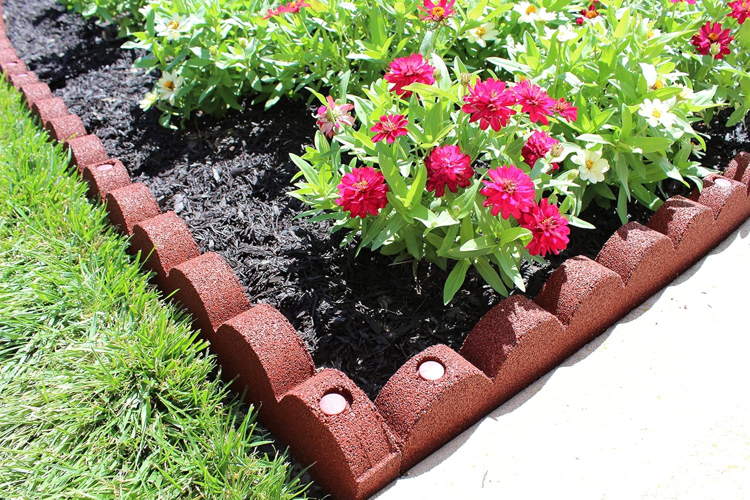 Rubberific Smart-Loc Rubber 4-Foot Scalloped Landscape Edging Border (6, Red)