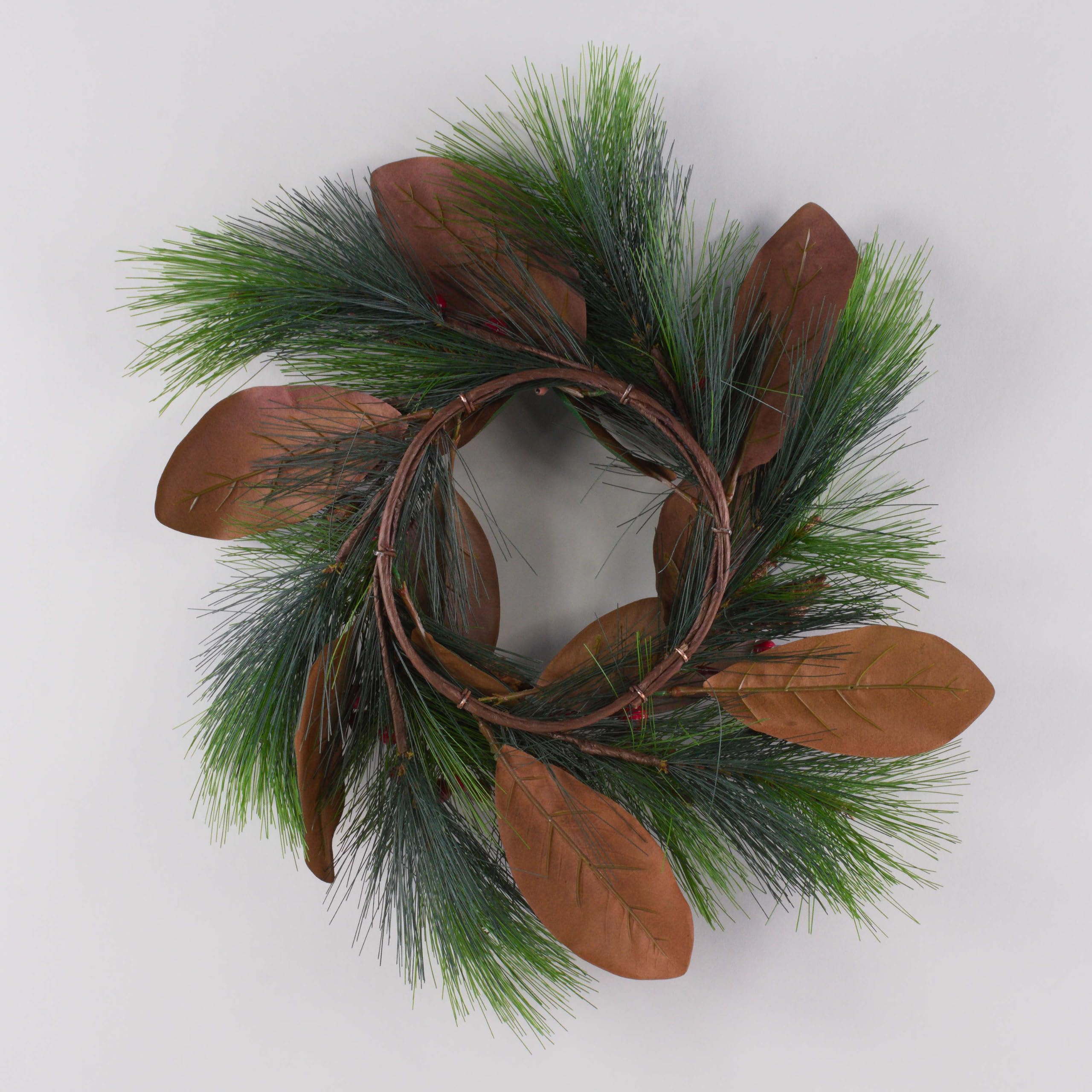 artplants.de Künstlicher Kranz Seidenkiefer CUANDO, Beeren, rot-grün, Ø50cm