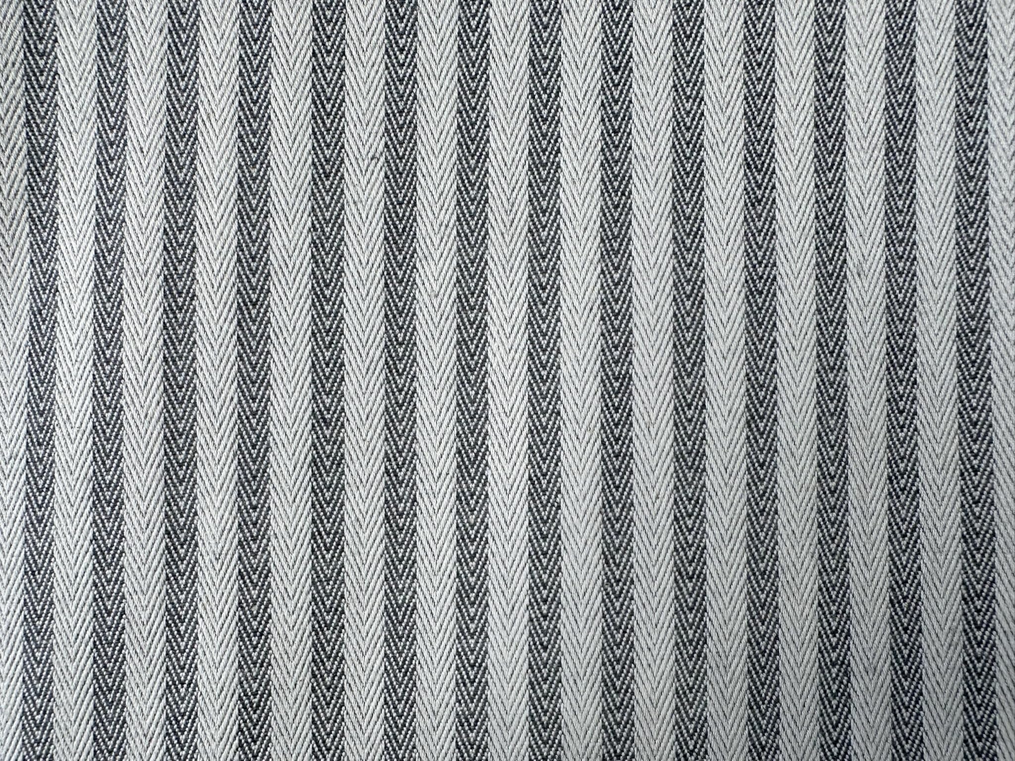 Tissu à chevrons effet lin 5 mm pour coussin à rayures crème pour décoration d'intérieur, couture – 328 cm extra large – vendu au mètre (gris foncé)