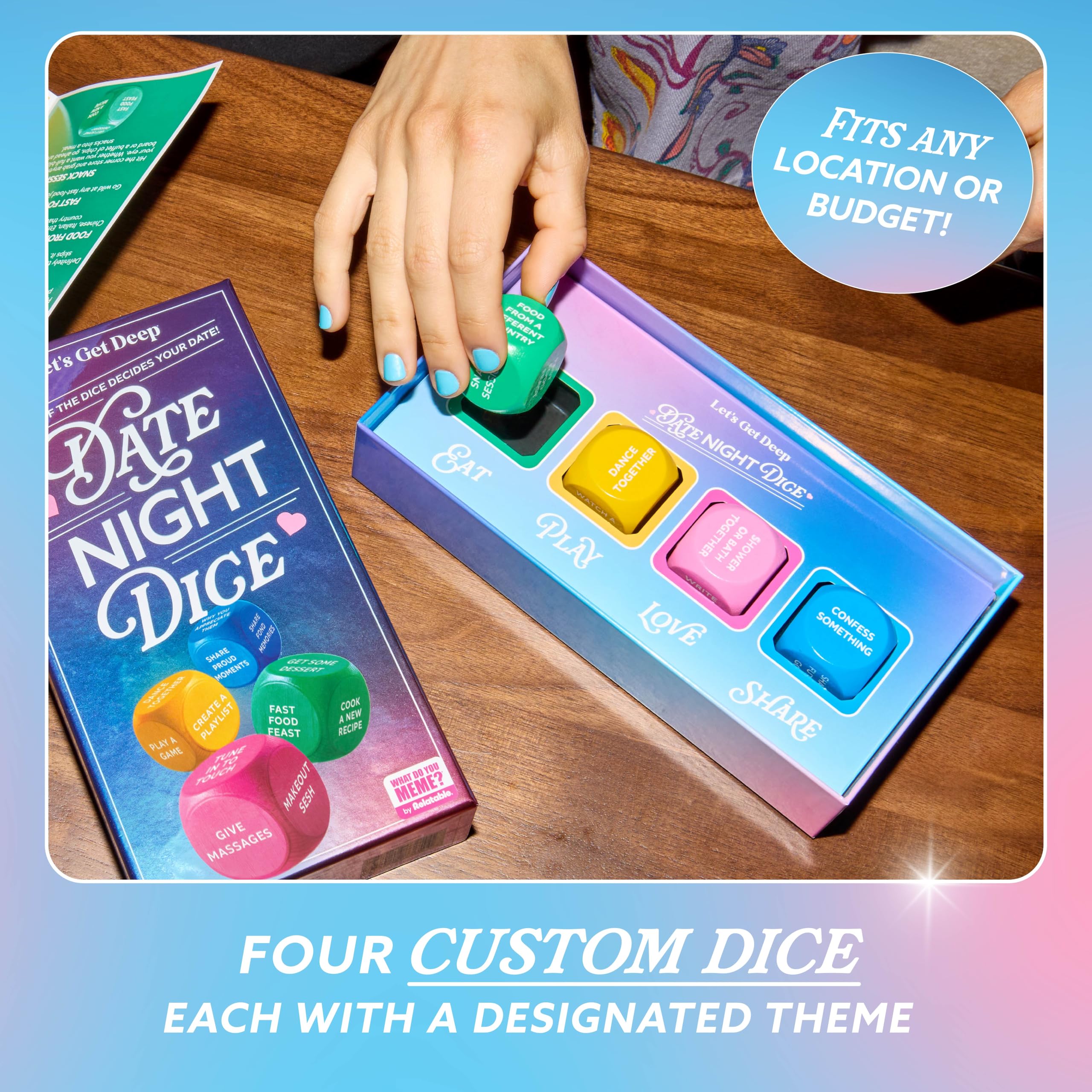 Let's Get Deep® Relatable Dados para Noches en Pareja y Citas nocturnas, más de 200 Ideas únicas, Regalo para Parejas y Bodas, Incluye 4 Dados Personalizados e Instrucciones, para Mayores de 18 años