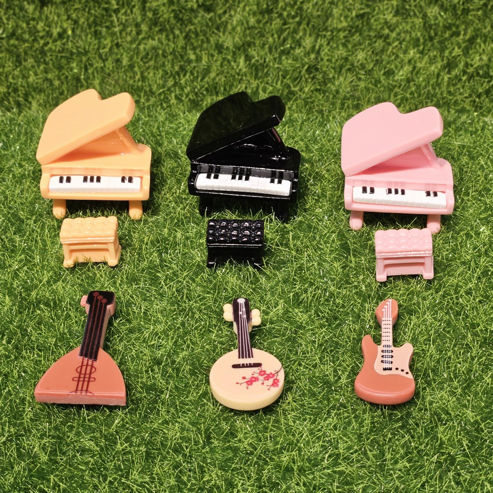Miniature Music Instruments Set of 9 for Decoration – Resin Mini Musical Items for Dollhouse Decor Fairy Garden Accessories DIY Craft Terrarium Home Decor Gift Set-image-46