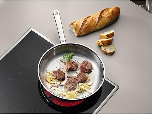 Miniatura 7 de WMF Sartén sin recubrimiento Ø 7.9 in Profi Hecho en Alemania Llanta de vertido Mango de acero inoxidable Cromargan Acero Inoxidable Apto para