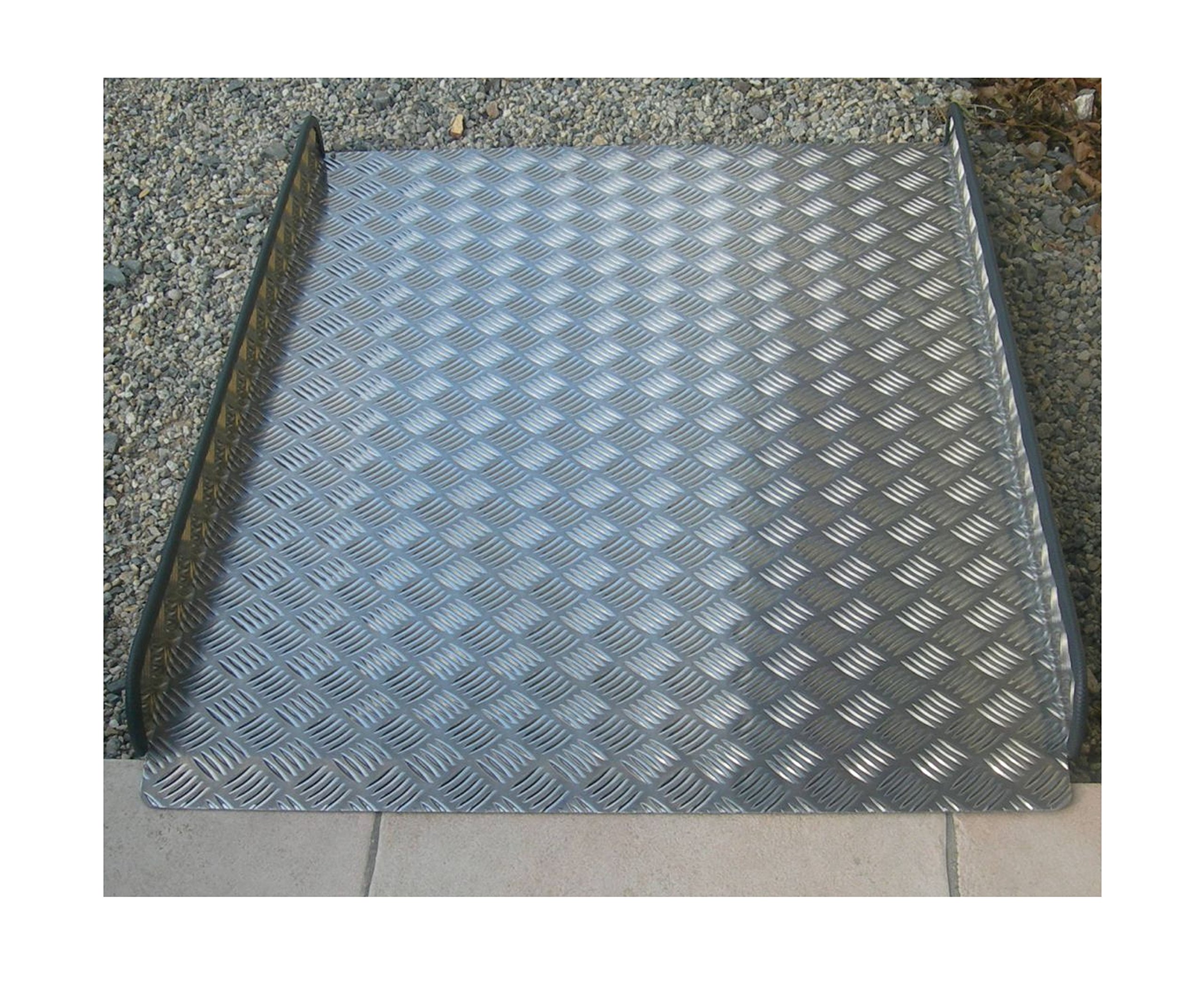 Rampe d'accès aluminium 1 m x 77 cm contre les obstacles PMR
