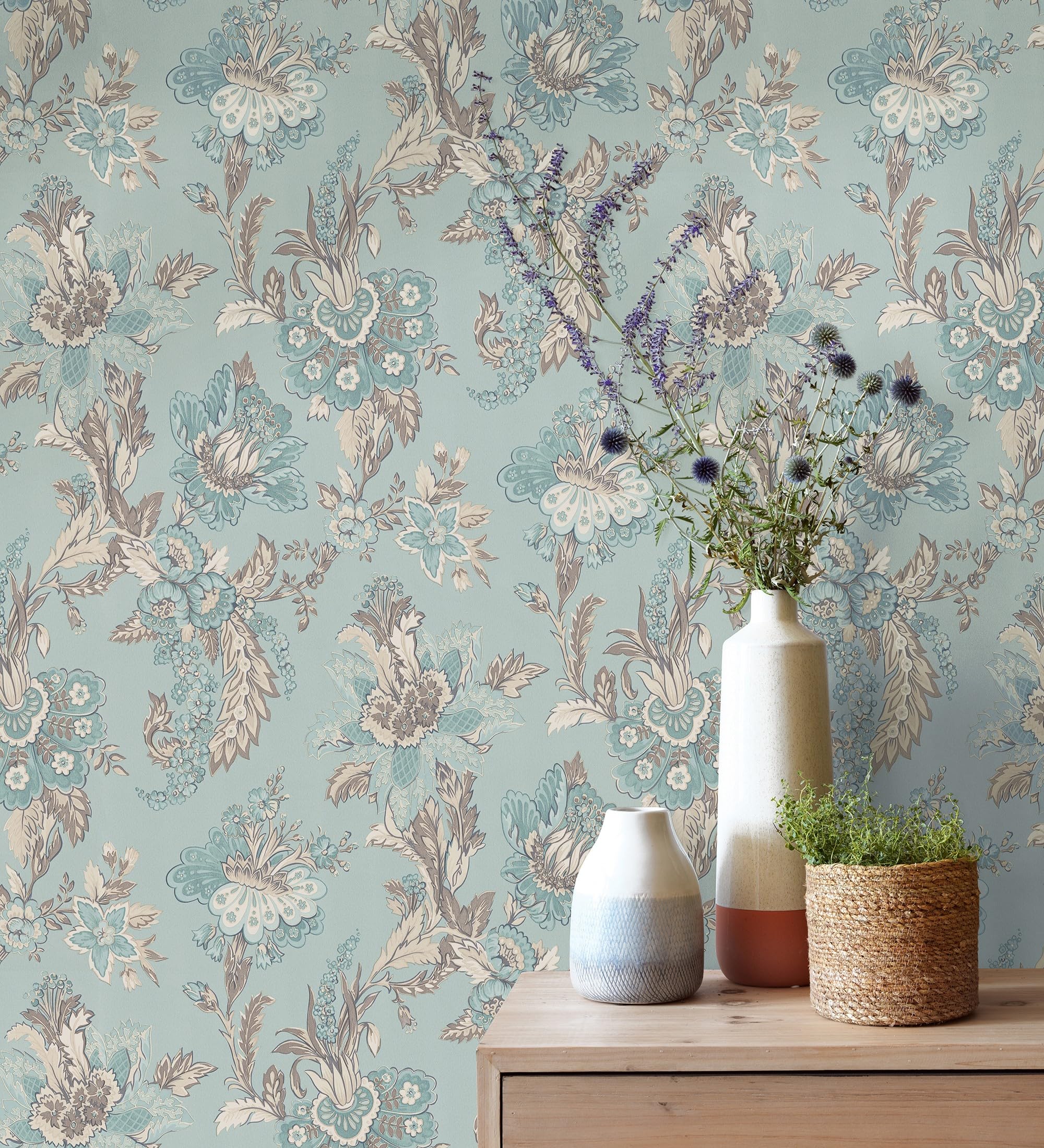Papier peint floral traditionnel GAULAN 683470, elegance vintage intemporelle pour couloir