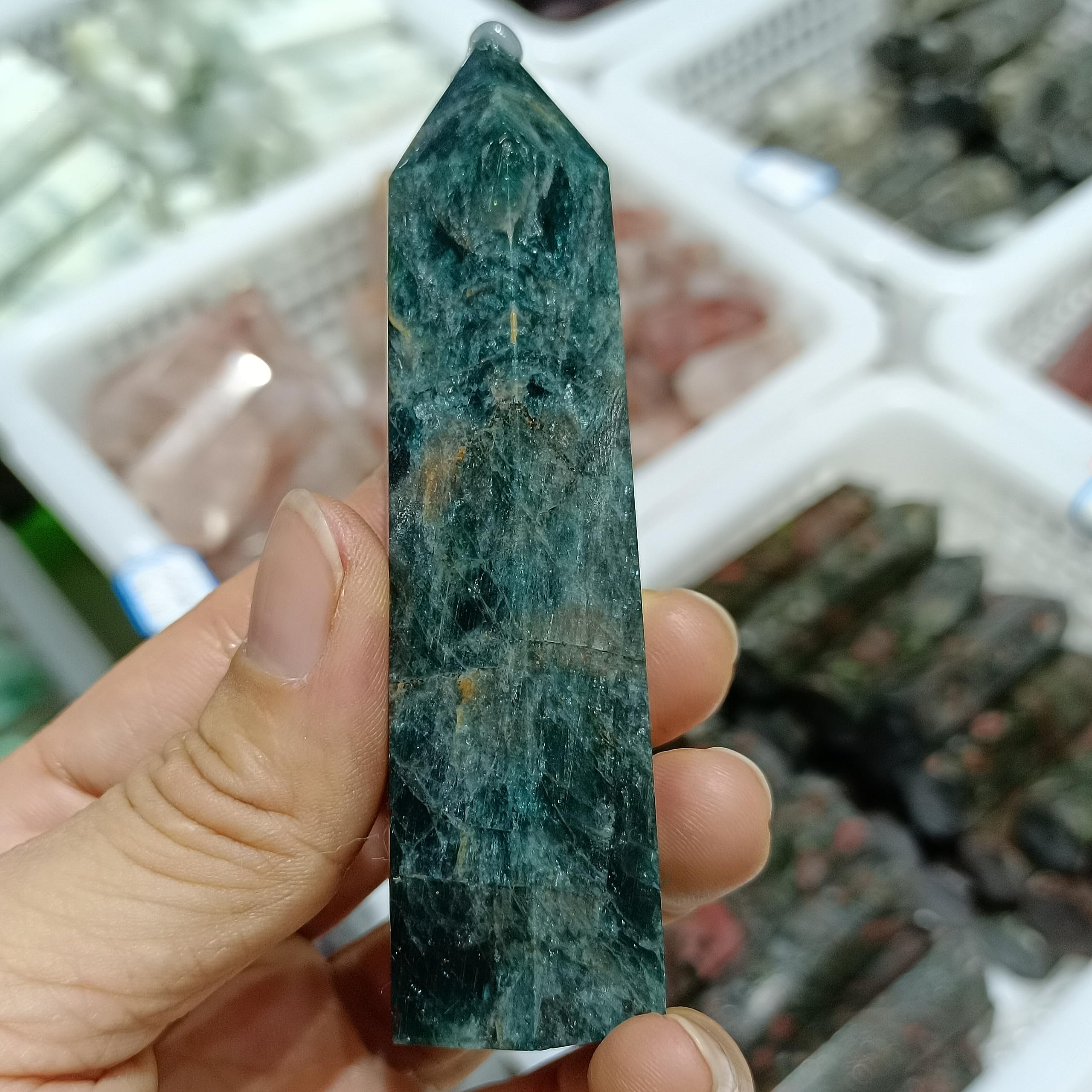 KJEBVHIRS Green Apatite Little Column Crystal Ore Home Office Decoration Gift Ornaments Ornaments (Size : 1pc)
