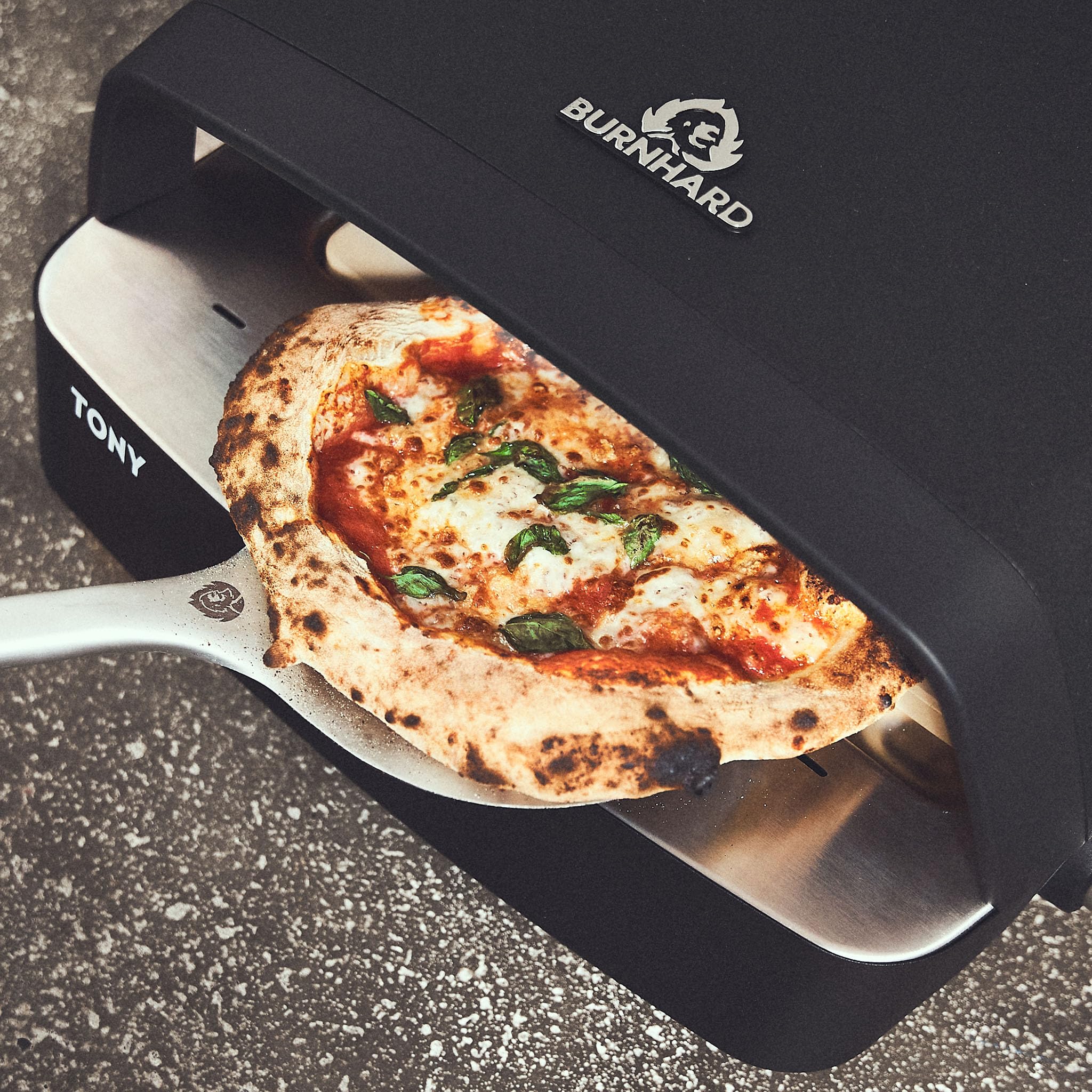 Forno per pizza a gas BURNHARD TONY 5,9 kW 450°C 58,5x47,7x24,8 cm con pietra refrattaria in cordierite portatile