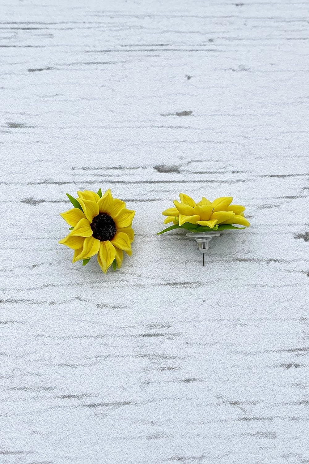 Sunflower charm flower earrings, floral nature jewelry - Image 4