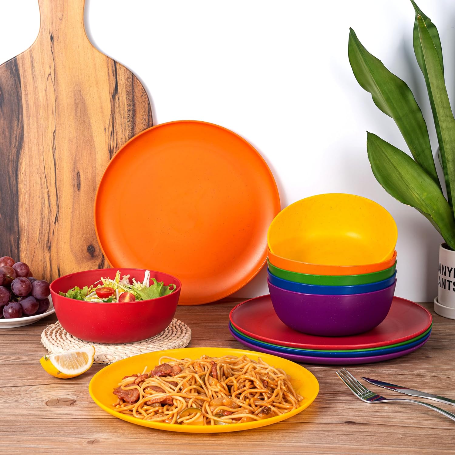 10.5 inch Wheat Straw Dinner Plates Plastic Plates Reusable, set of 8 Multicolor Microwave and Dishwasher Safe BPA Free Eco Friendly