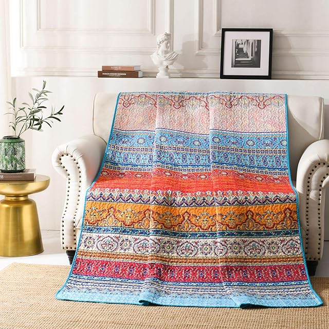 Qucover Single Bedspread Quilted Lightweight Soft Bohemian Quilted Throw Blanket 150 x 200 cm, Vibrant Red Blue Boho Throw