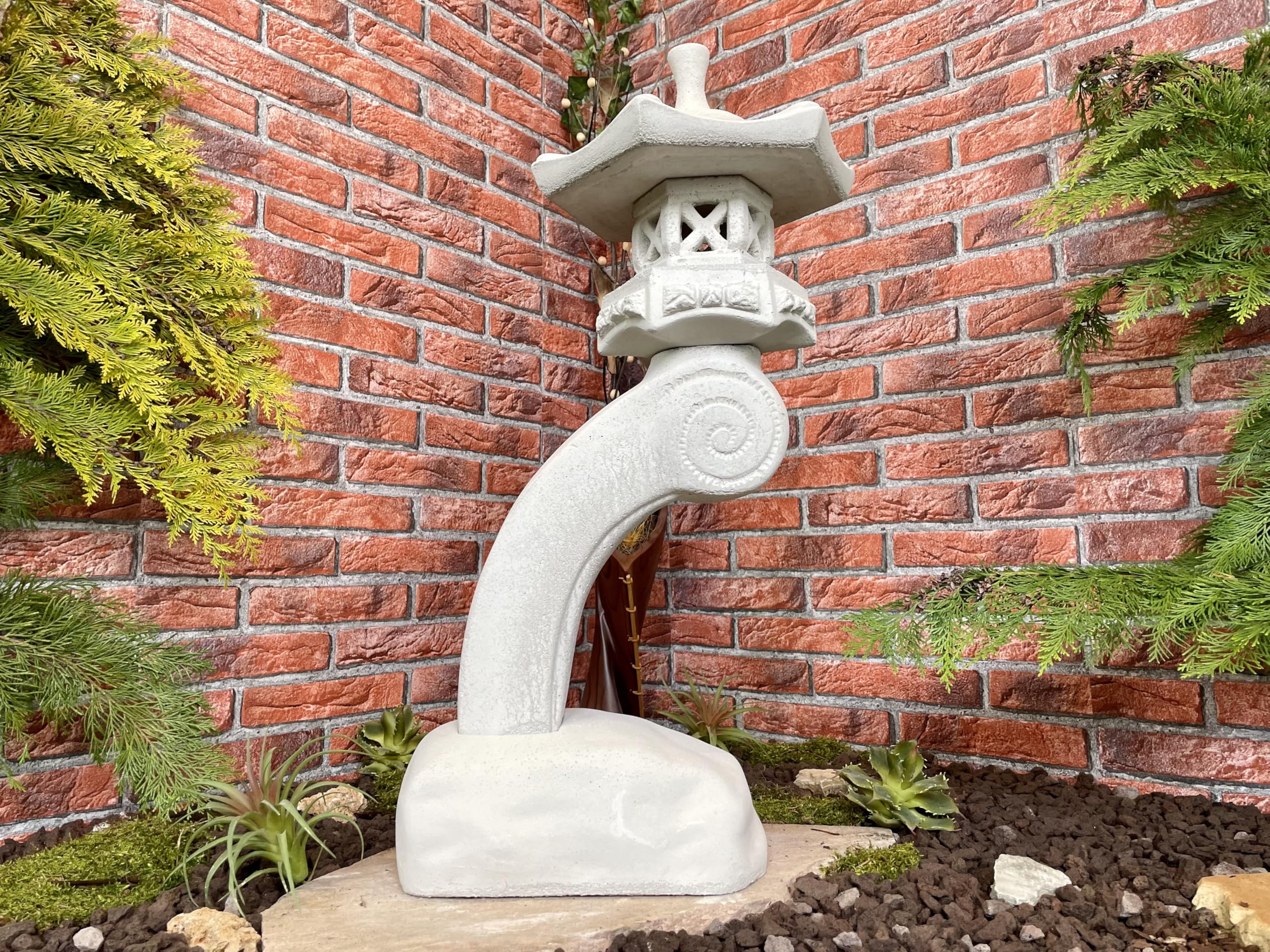 Steintempel im japanischen Stil 'Rankei S' - Handgefertigte Gartenfigur aus regionalem Steinguss - Zen - Dekoration für Garten & Terasse - wetterfest & langlebig