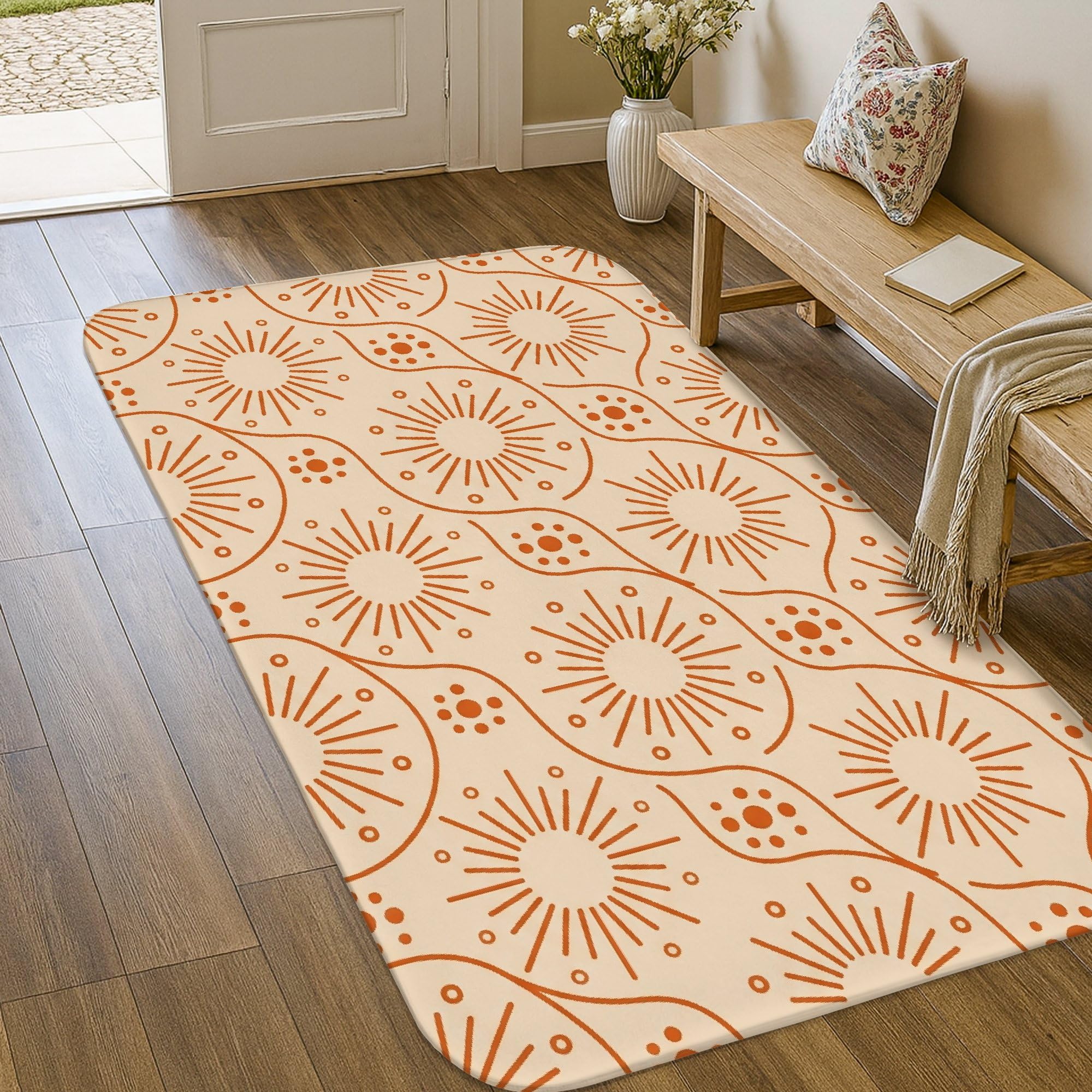 Tapis à poils courts orange Sunburst pour égayer une entrée ou un chevet