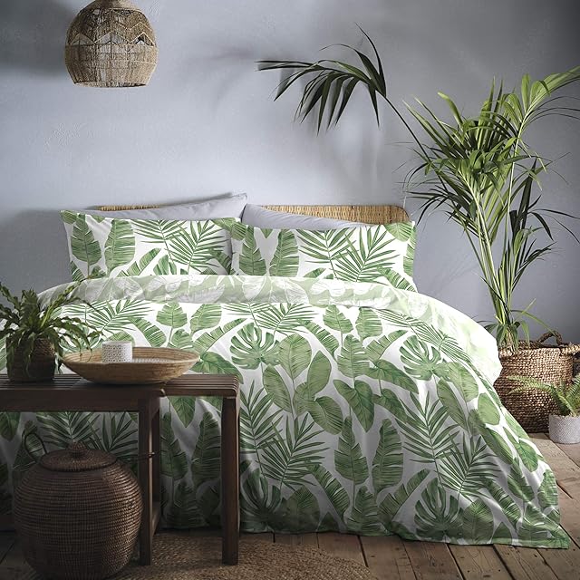 Dreams & Drapes - Tahiti - Easy Care Duvet Cover Set - Single Bed Size in Green