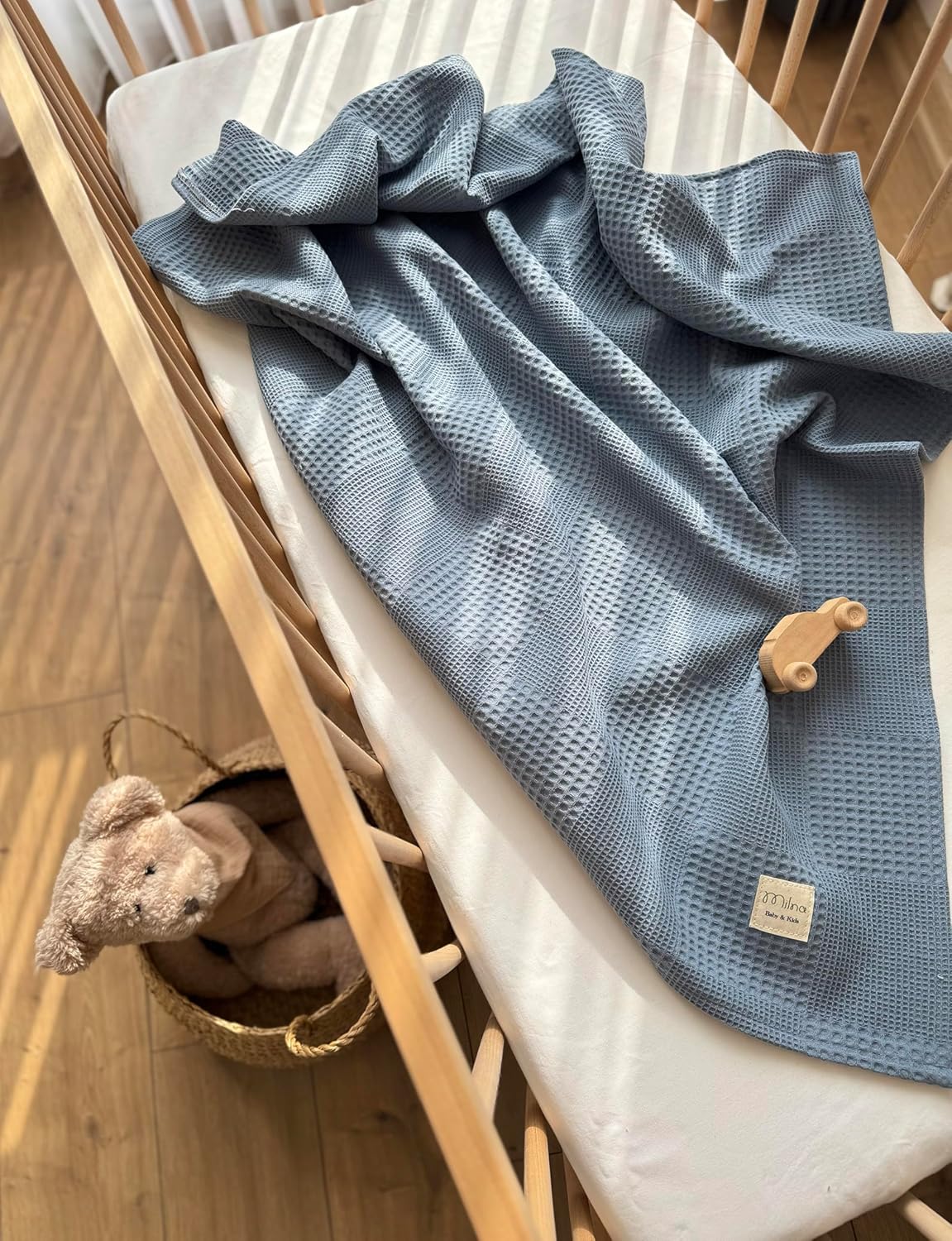 Milna Baby 100% Cotton Waffle Blanket for Boys & Girls, 100x120 cm Breathable Muslin Baby Blanket for Crib, Stroller & Swaddle, Soft Lightweight Toddler Receiving Blanket, (Indigo)