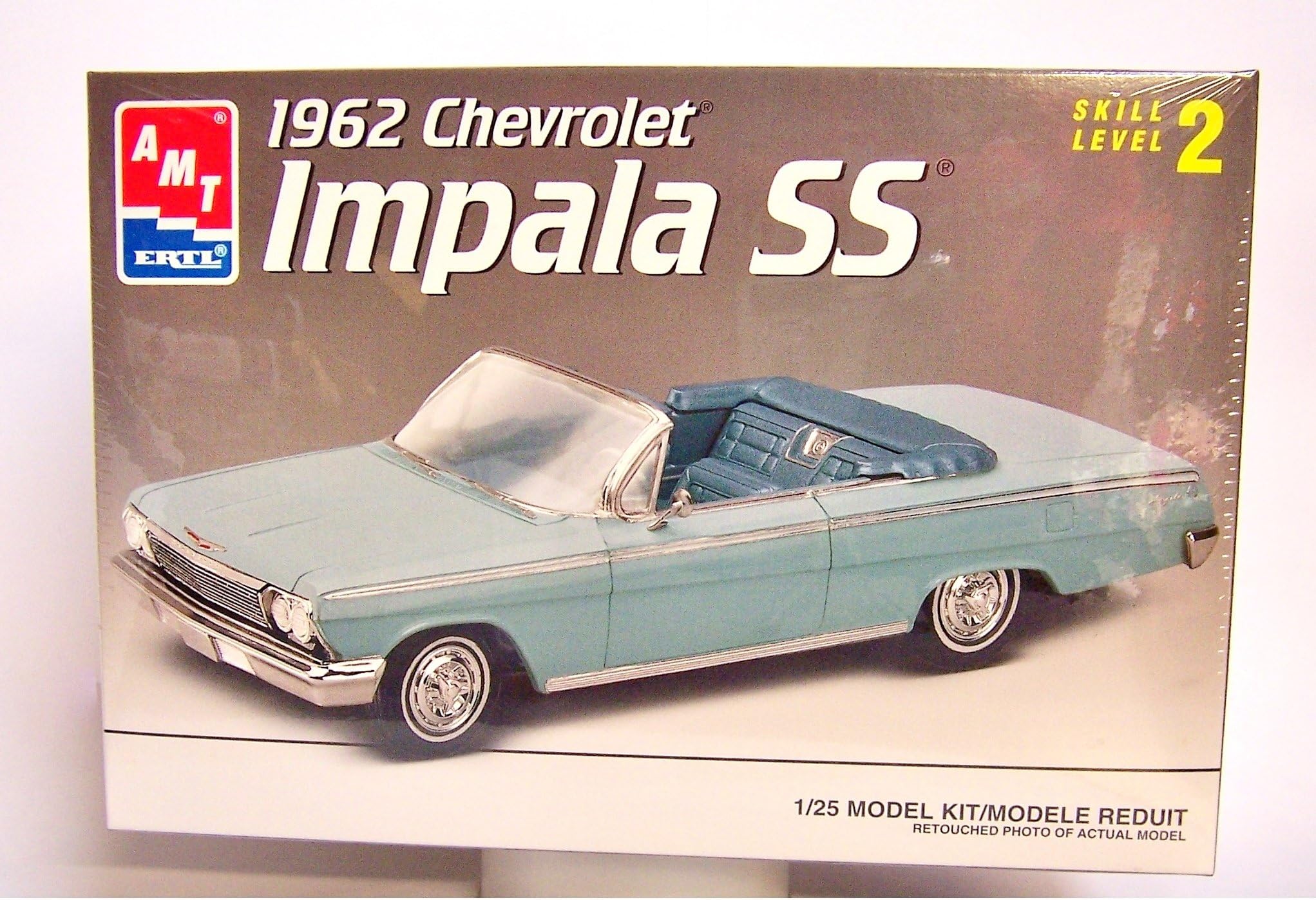 AMT1962 Impala SS Model Kit