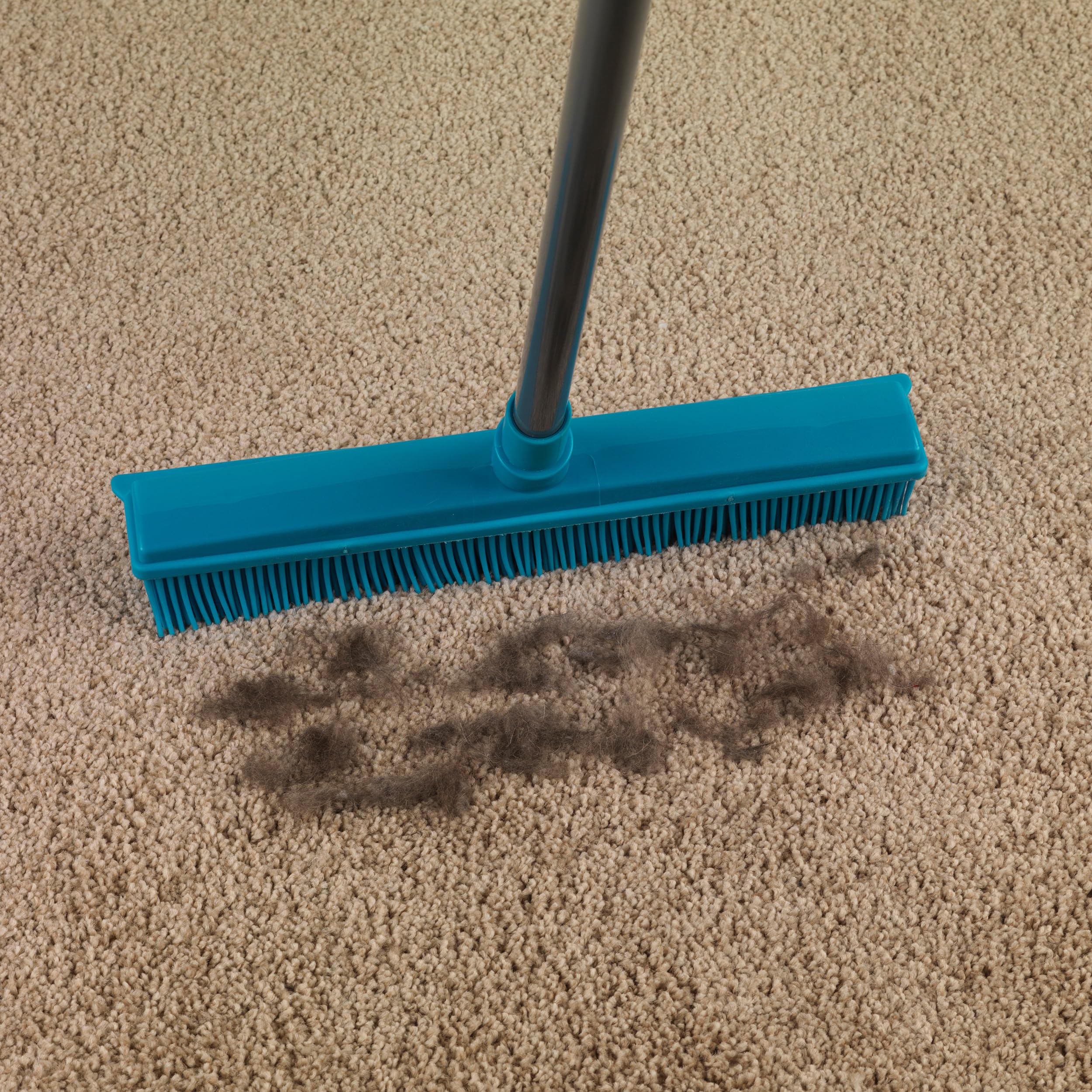 Beldray LA024350TQ Escoba Con Cerdas De Goma, 2 en 1, De La Gama Pet Plus+ Cepillo Con Borde De Escobilla, Para Suelos, Ventanas, Mascotas y Polvo, Para Espacios Interiores Y Exteriores, Turquesa/Gris