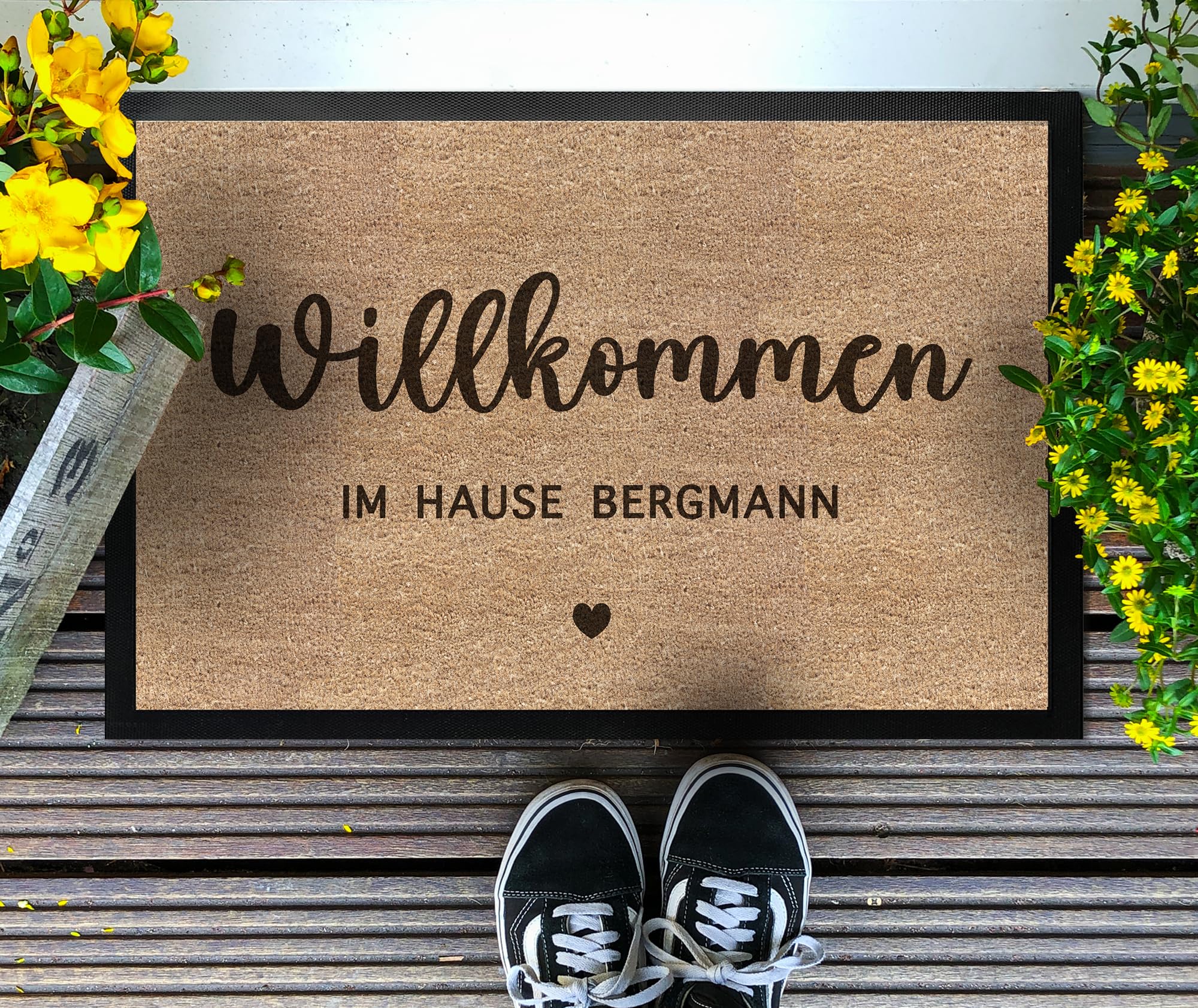Willkommen Fußmatte Personalisiert Familie Name bis 120cm | Türmatte personalisiert Kokosmatten Optik als Geschenk Umzug, Hochzeit, Verlobung, Geburtstag mit Wunschtext (90x60cm)