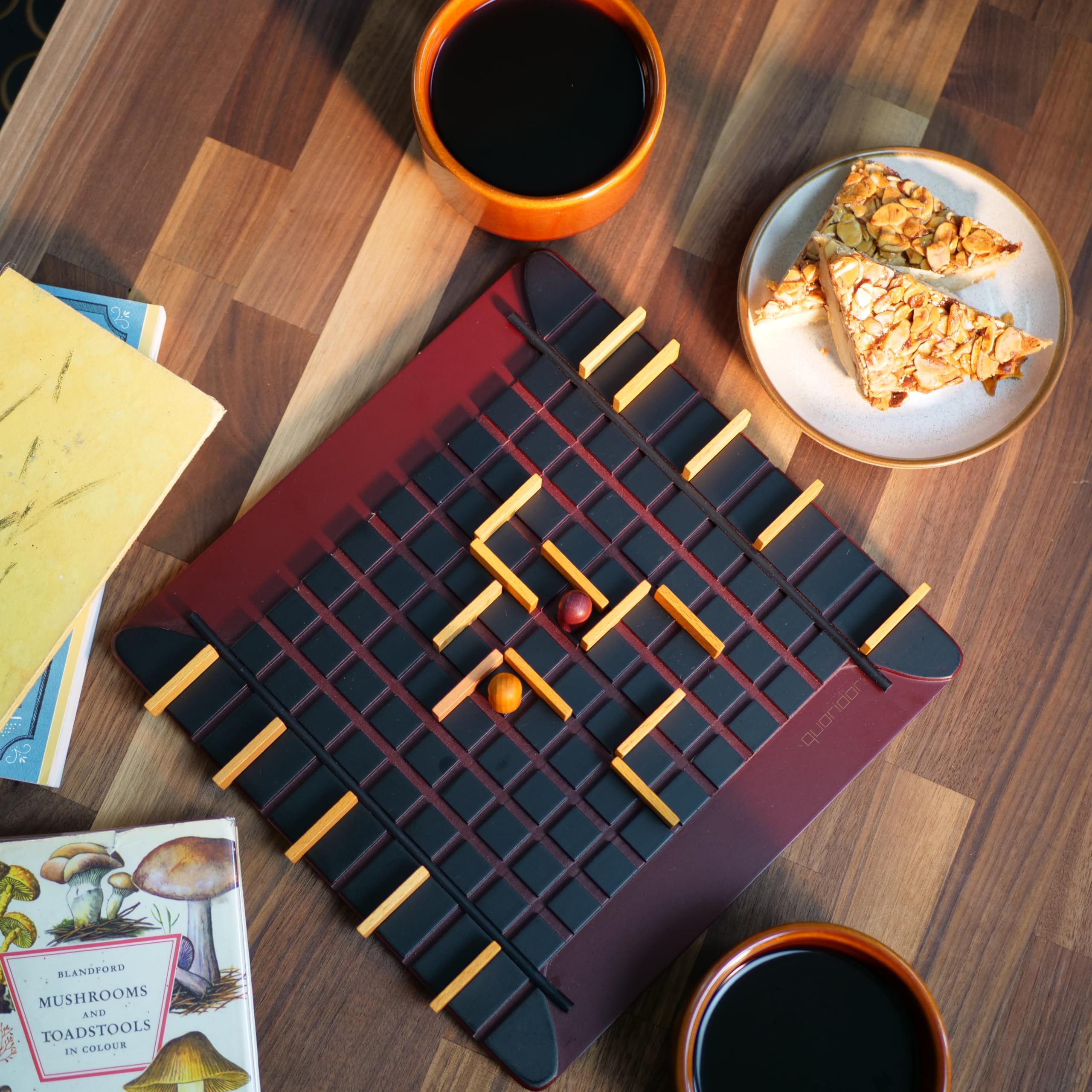 GIGAMIC Quoridor Classic FR: Strategie-Spiel, 2-4 Spieler, ab 8 Jahren