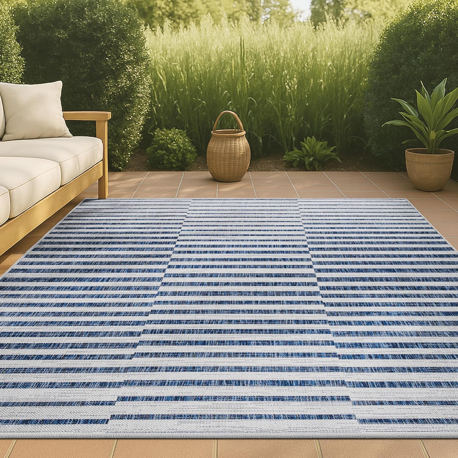 JONATHAN Y Offset Stripe Indoor Outdoor Runner Rug 2X10 Black/Ivory, Sukie Modern for Backyard, Patio, Porch, Easy-Cleaning, High Traffic, Pet-Friendly, Non-Shedding (SMB133F-210)