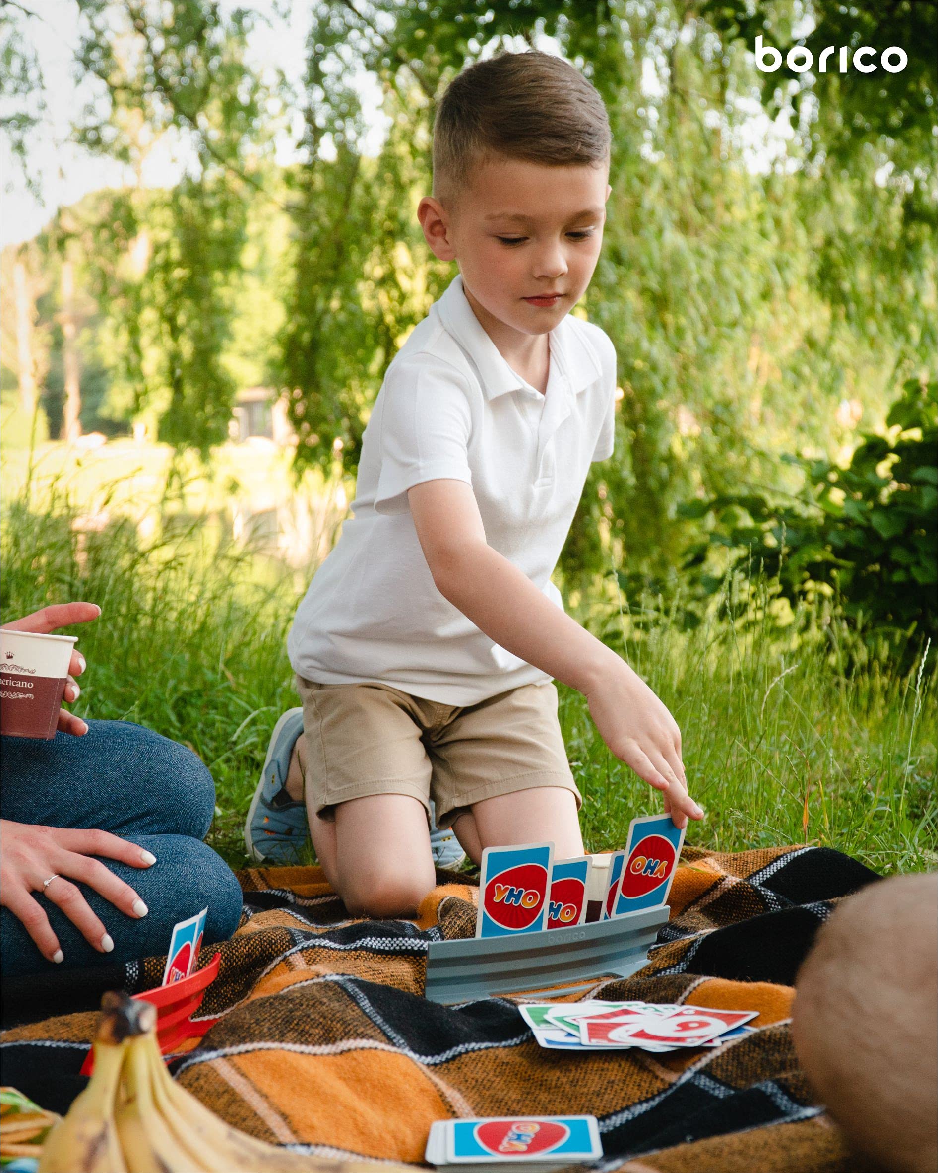 Kartenhalter für Spielkarten – BORICO Freihändiger Spielkartenhalter für Kinder und Erwachsene (2 Stück), tragbare und gestapelte Aufbewahrung, Spielkartenablage für Arthritis-Patienten mit