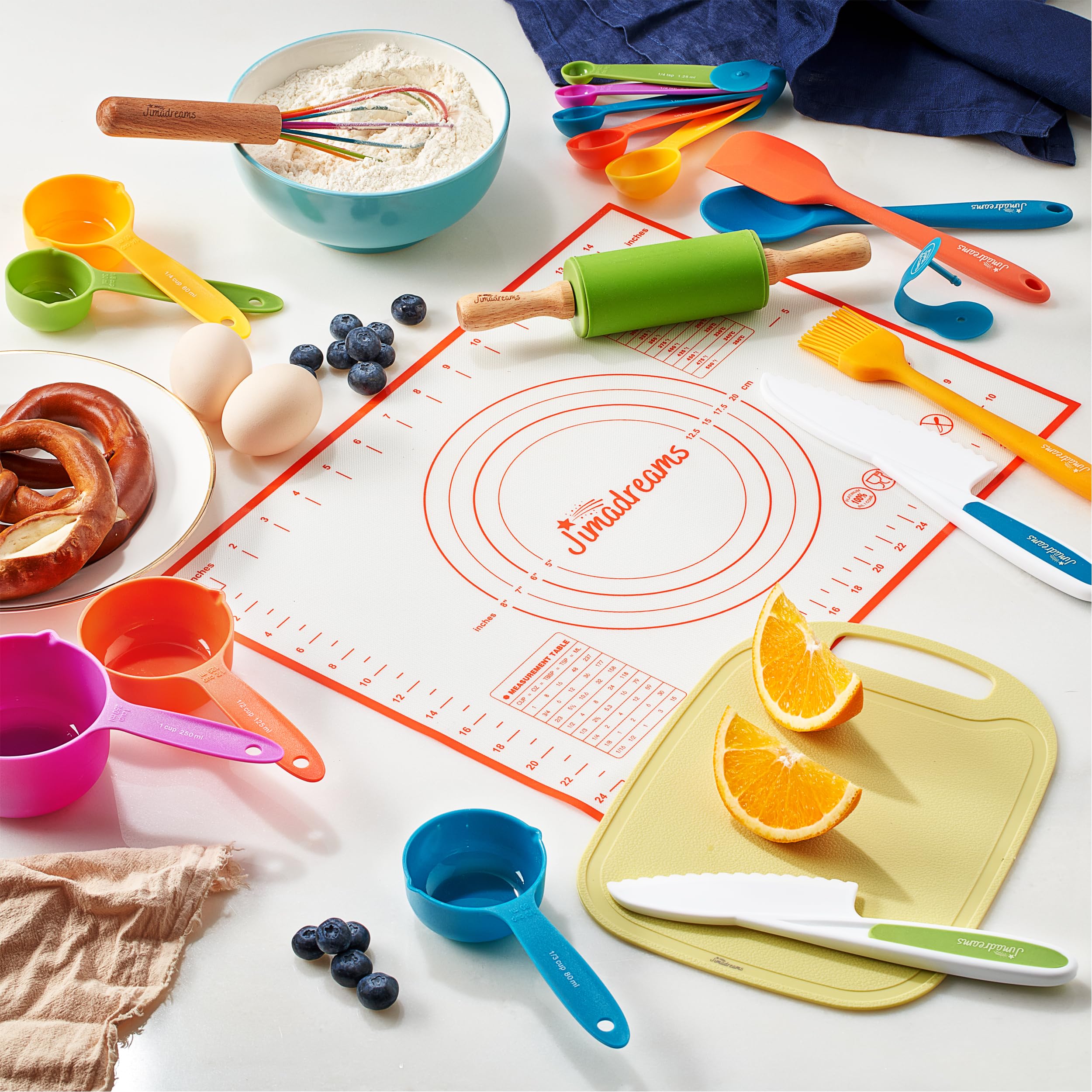 Kit Cuisine Enfant Montessori avec Couteaux Sécurisés - Vrais Ustensiles sans BPA, Set Couteau et Planche à découper, Coffret Cadeau Petit Chef 3 Ans