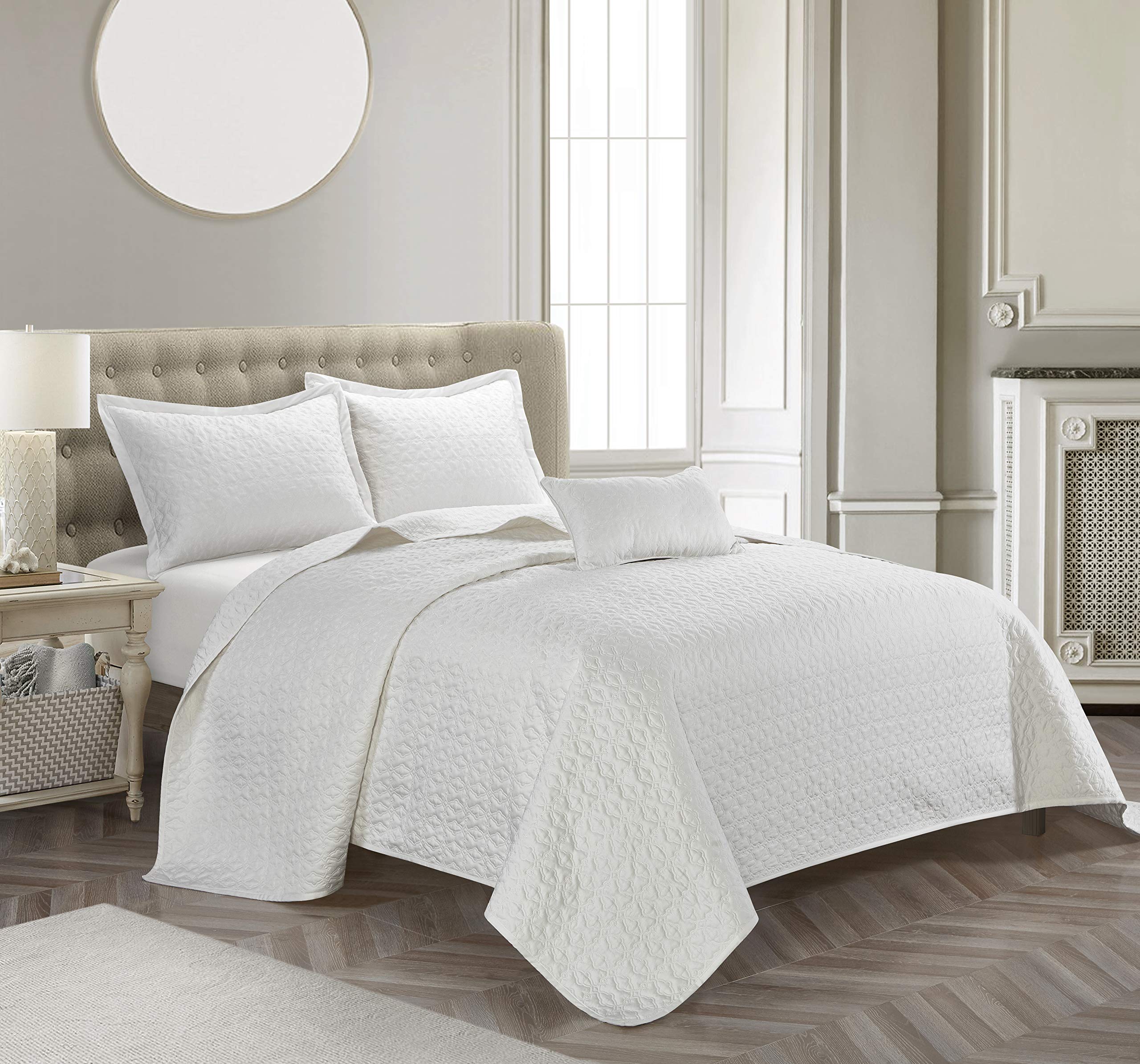Stratford Park Tristan Coverlet Set, King, White