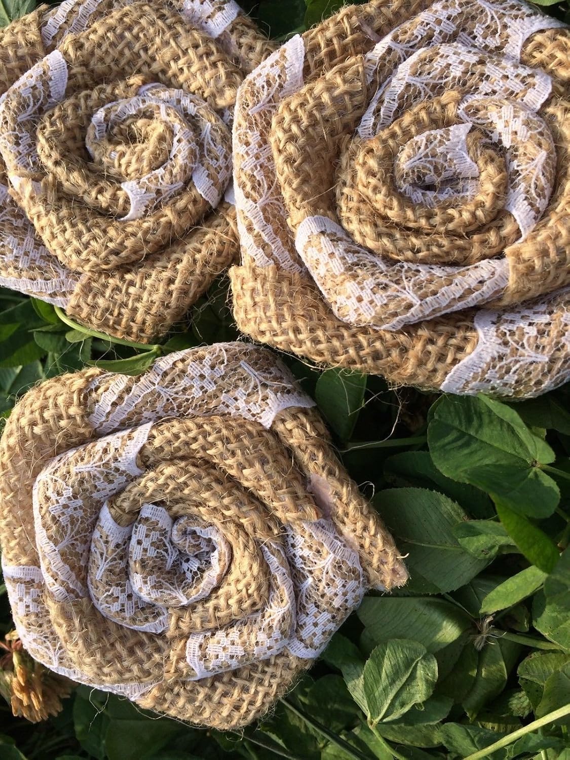 30pcs Handmade Burlap Roses Flowers DIY Scrapbooking Findings Bridal Boutique Craft Shabby Chic Christmas Decoration (with Lace)