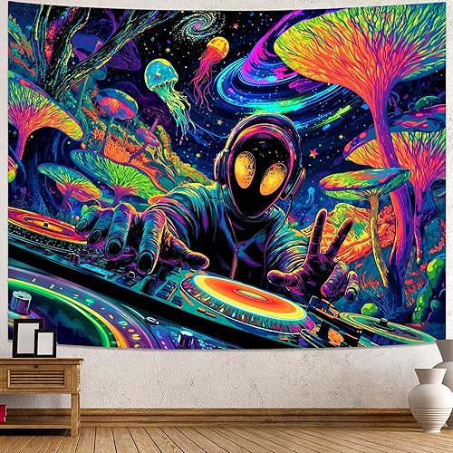 Miniatura 9 de Spenlife Trippy - Tapiz de calavera tapiz pequeño de luz negra tapiz para dormitorio tapiz estético para colgar en la pared para dormitorio 36 x 48