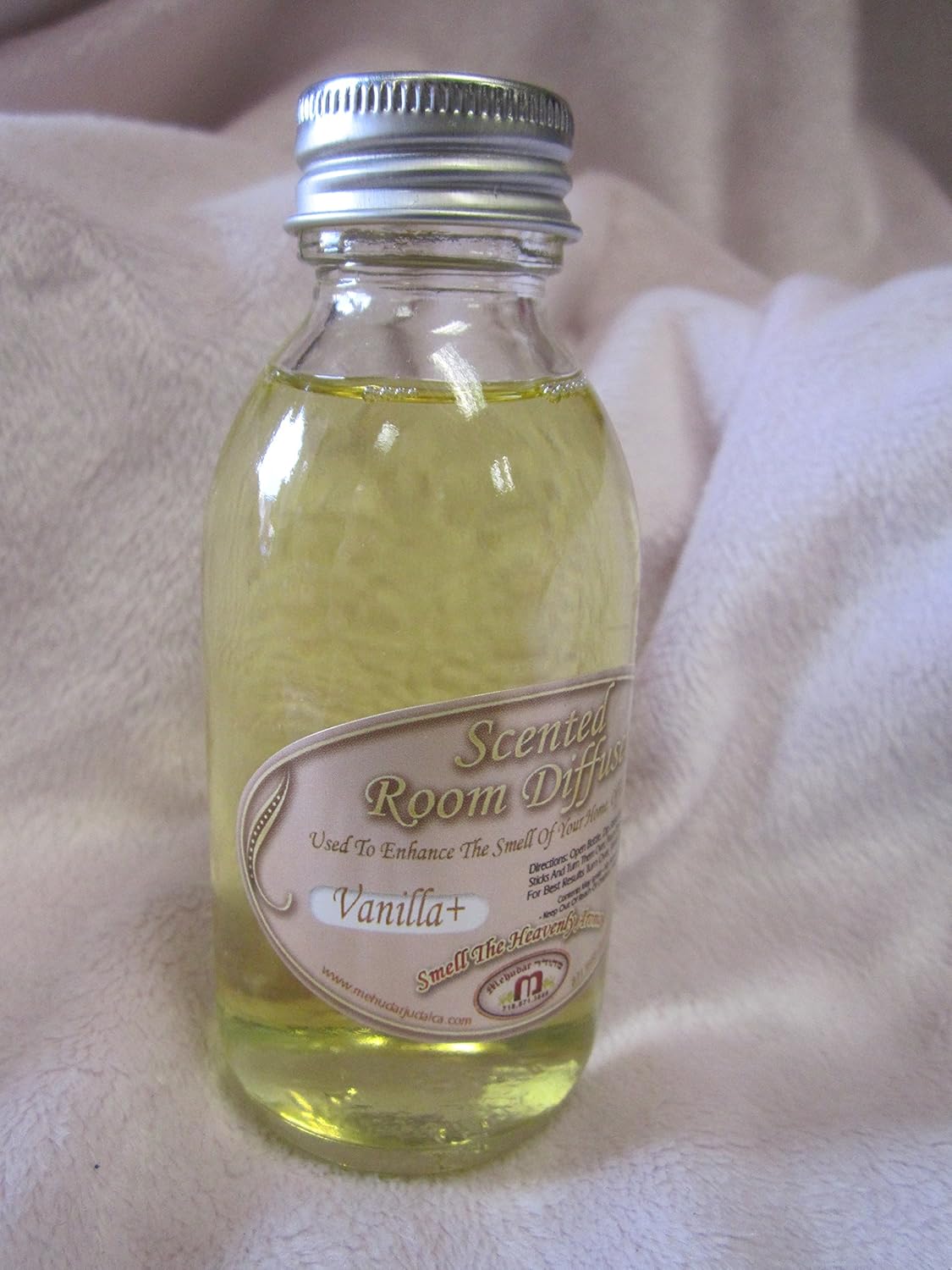 Amazon.co.jp 香りつきRoom Diffuser with Reedsガラスボトル&シルバーメタルカバーで理想的なホーム