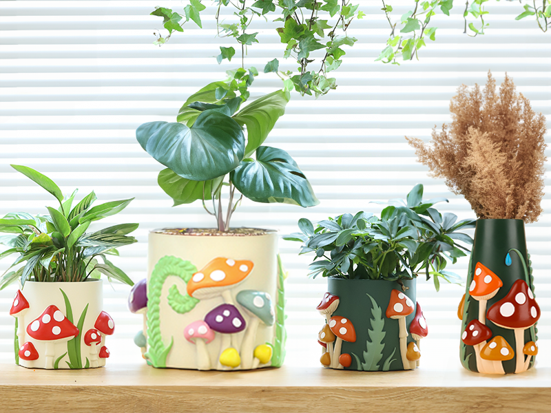 GUGUGO Mushroom Female Body Planters, Unique Dancing Lady Flowers Planter, Cute Quirky Butt Plant Pots for Indoor Plants, Funny Succulent Flower Pot for Home Decor, Eclectic Aesthetic Gift, Green