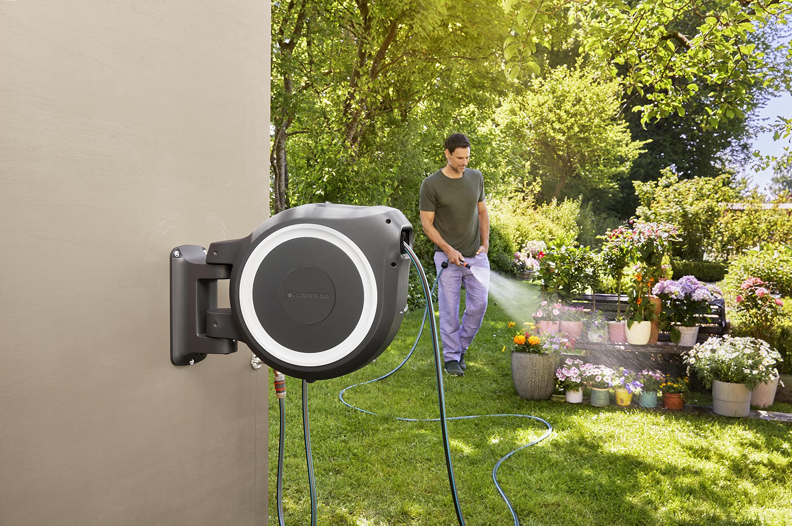 散水・水栓・水周り GARDENA Wall Mounted Hose Box 18622 Amazon.com : Gardena Wall-Mounted Hose Box Rollup M/L (White) 25 m