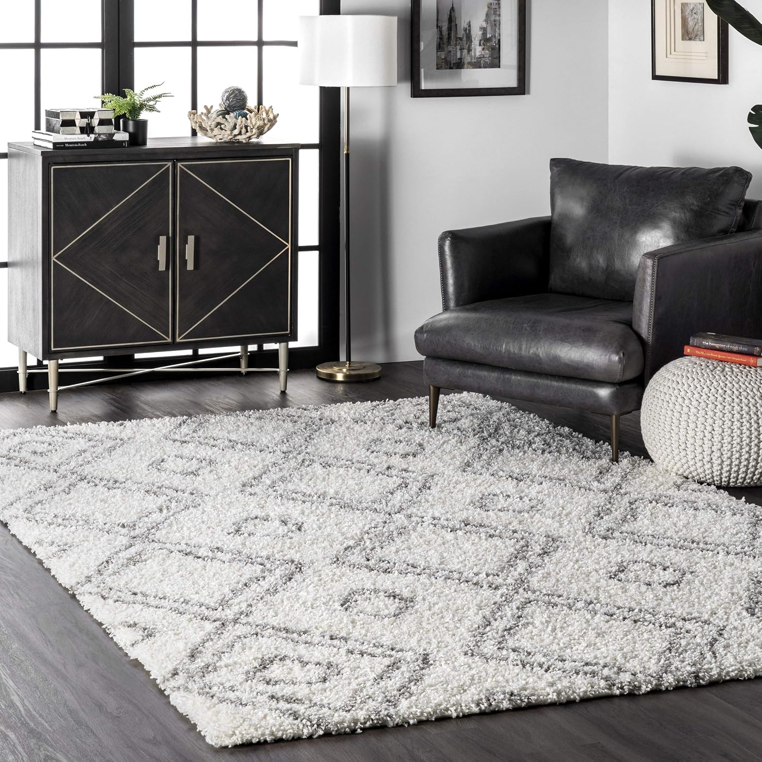 nuLOOM Iola Geometric Shag Area Rug, 5' 3" x 7' 6", White
