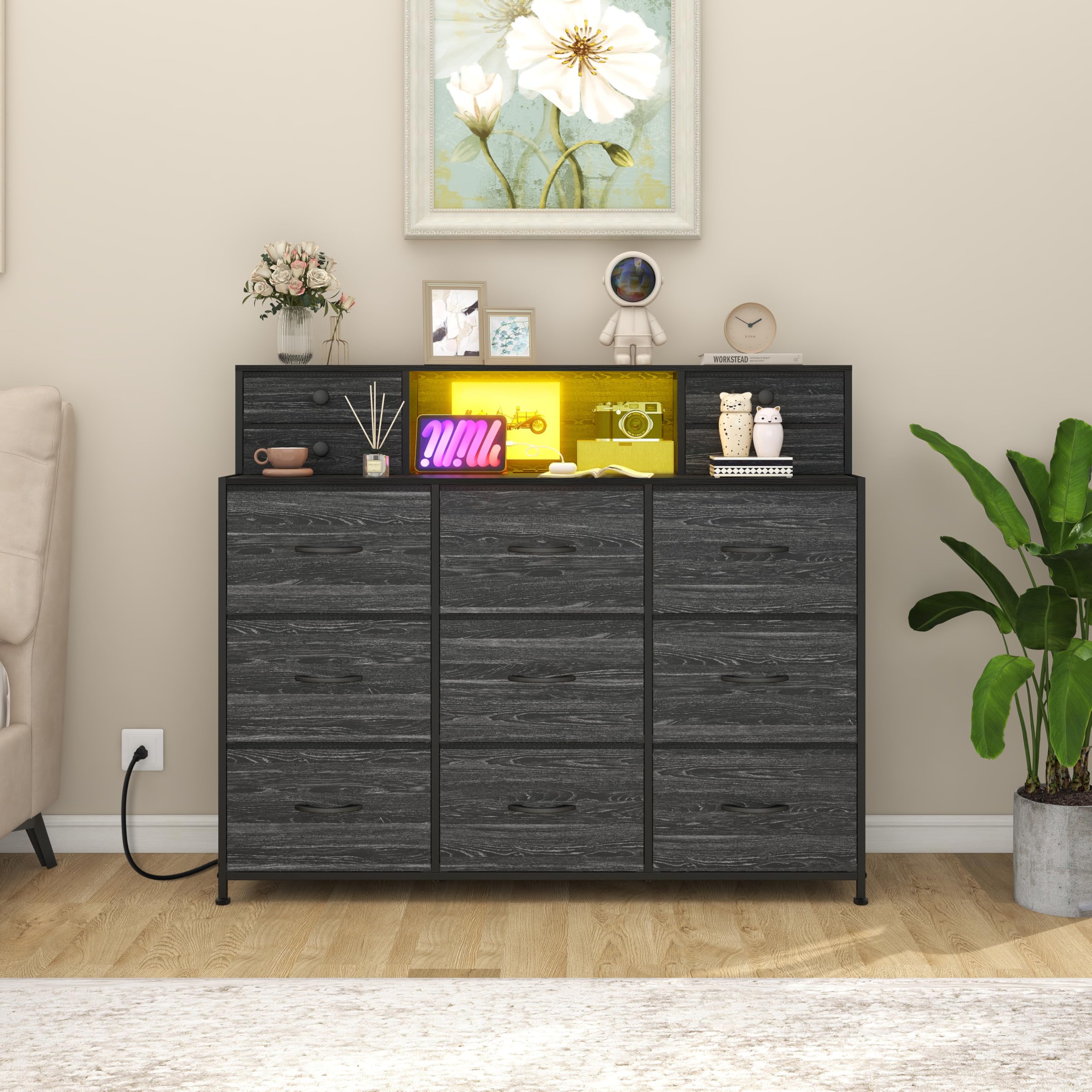 Welfuturer Black Dresser with Charging Station and LED Lights 13 Drawers Dressers for Bedroom Long Dressers & Chests of Drawers for Living Room Hallway Entryway Closets Sturdy Frame Wood Top image_3