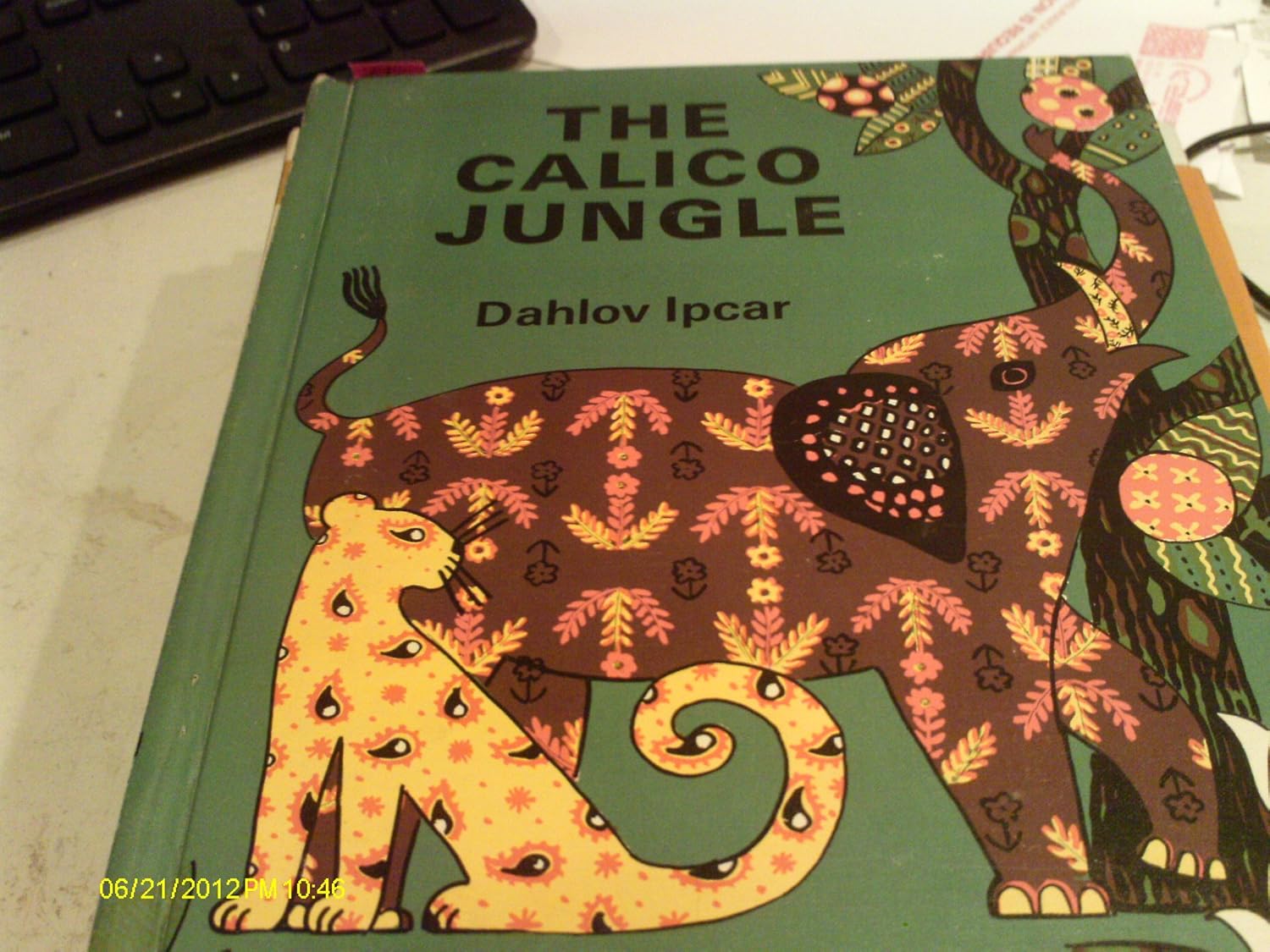 Amazon Calico Jungle Ipcar, D. Children's Books