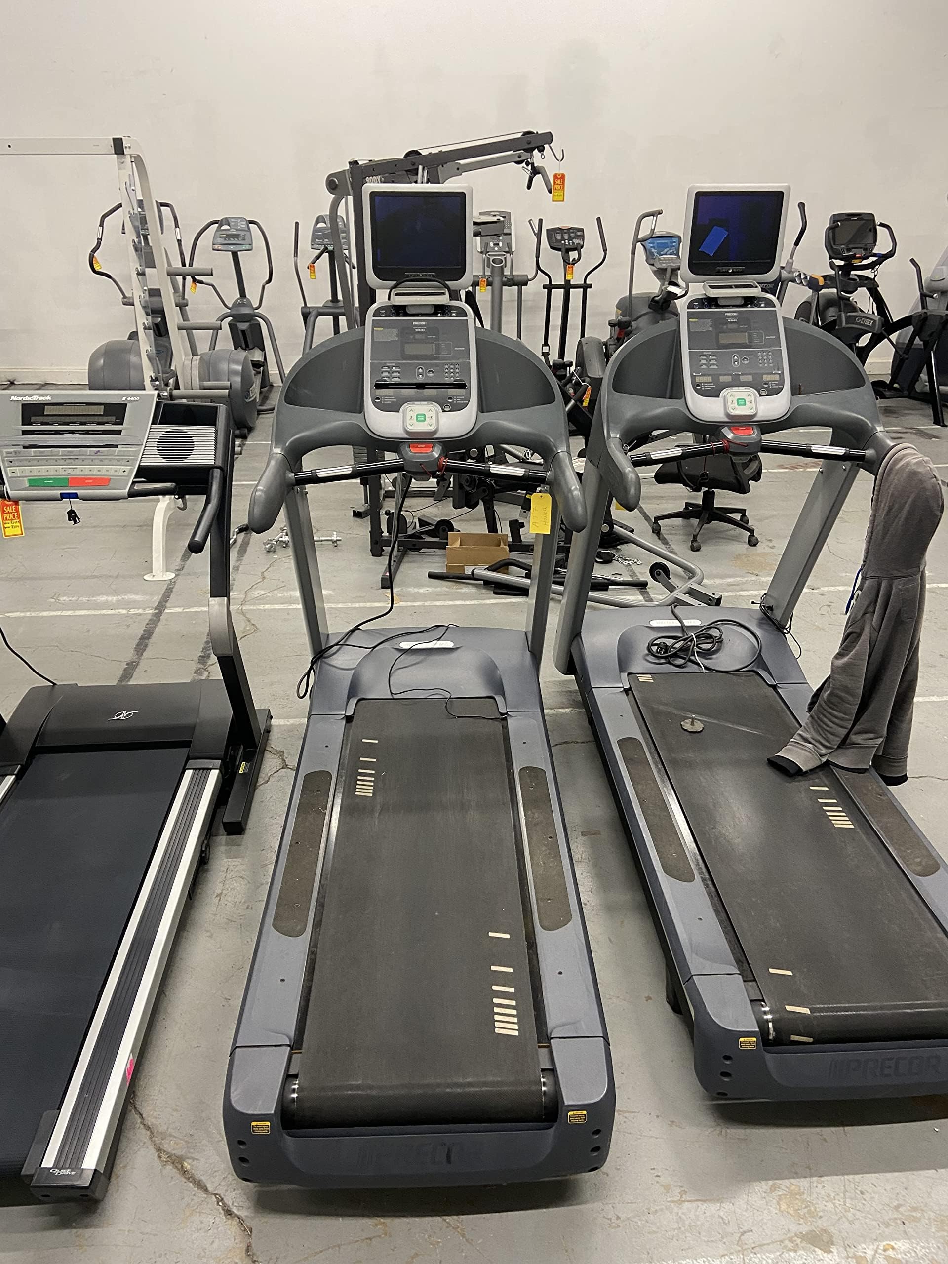 Precor 954i Experience Series Treadmill