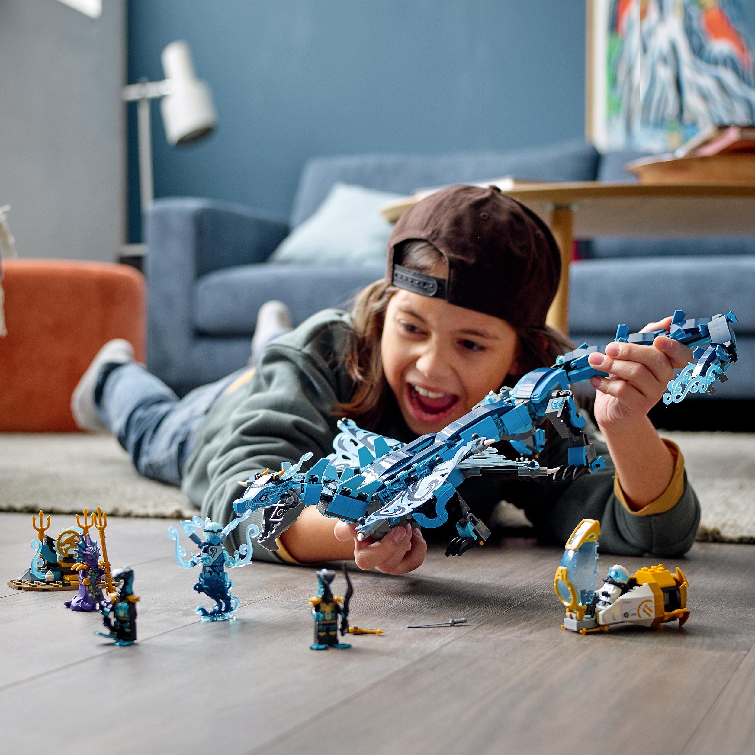 LEGO 71754 NINJAGO Wasserdrache Set, Drachen-Spielzeug für Kinder ab 9 Jahren, Set mit Mini-U-Boot und 5 Ninja Mini-Figuren, Geschenk für Mädchen, Jungen und Kinder ab 9 Jahren