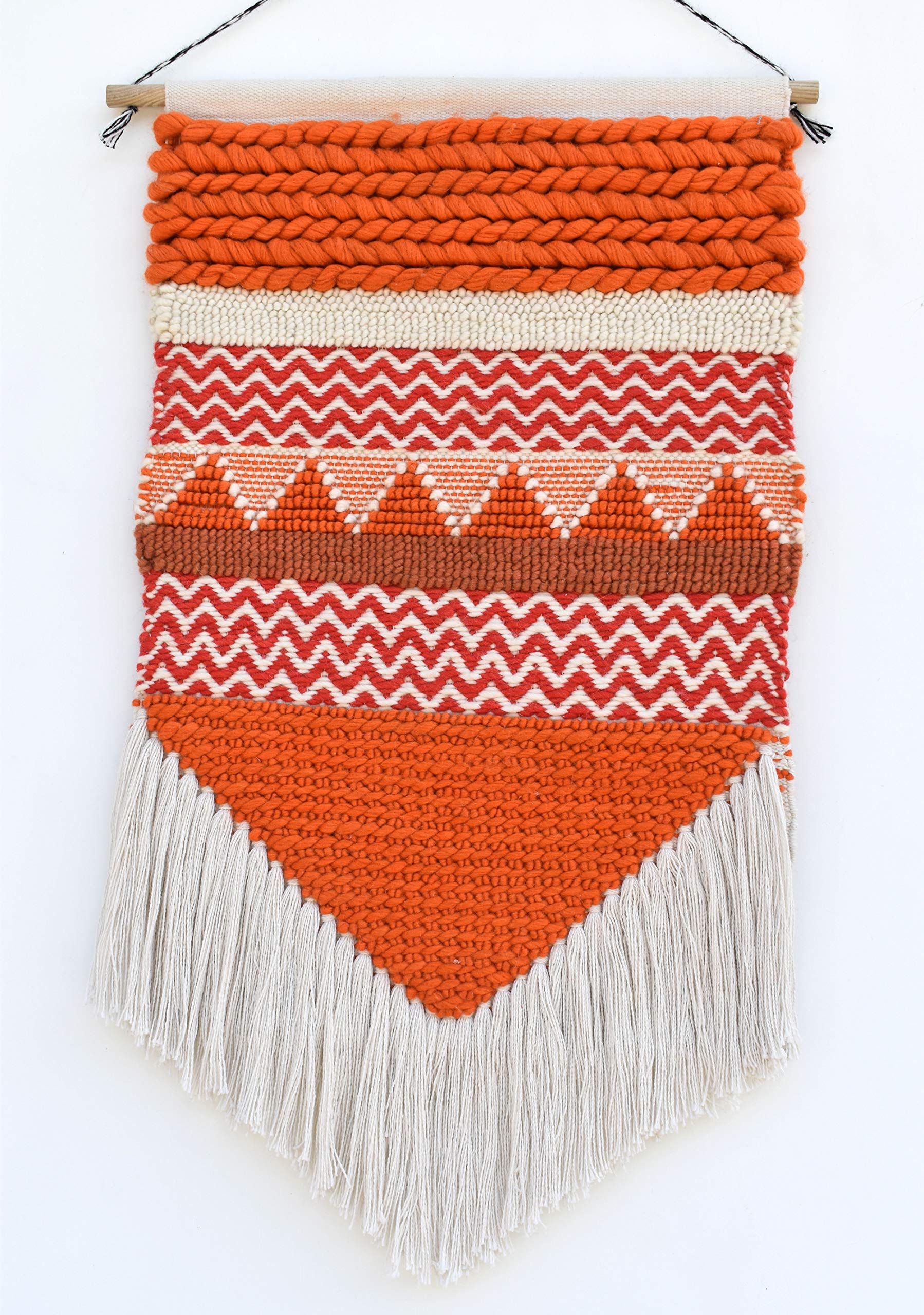 DOKUMA Handmade Wall Hanging Bijou Fall with Fringe Pattern (Multicolor)