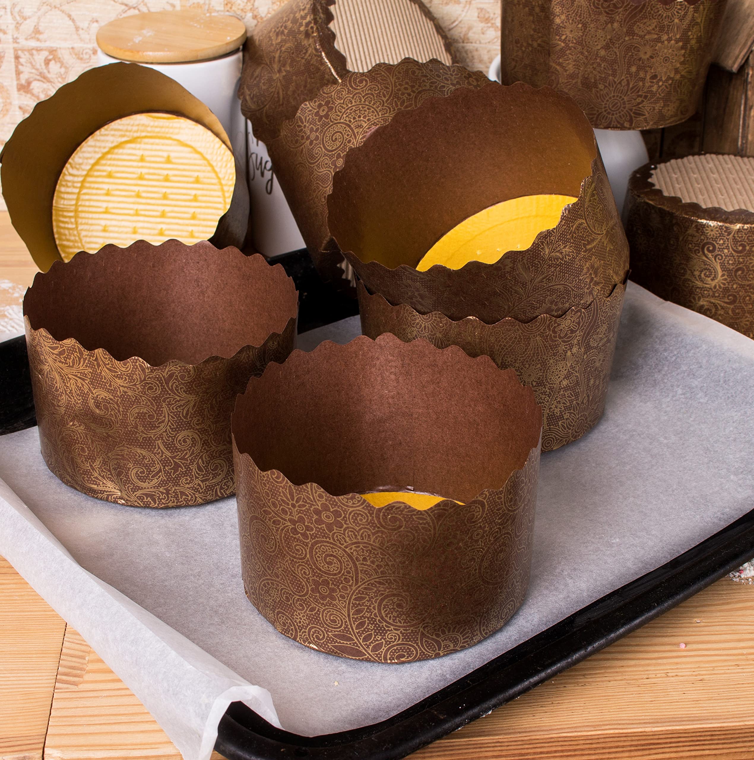 15 Oz Panettone Paper Mold 12 Pack Round Italian Non Stick Panettone Paper Baking Molds Brown Design W 5 1 X H 3 35 In By Shsh Trade Group Baking Tools Accessories Amazon Com Au