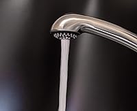 Vista 5 de Dura Faucet - Llave de cocina extraíble para vehículos de 5 ruedas, remolques, casas rodantes, cámper, Blanco