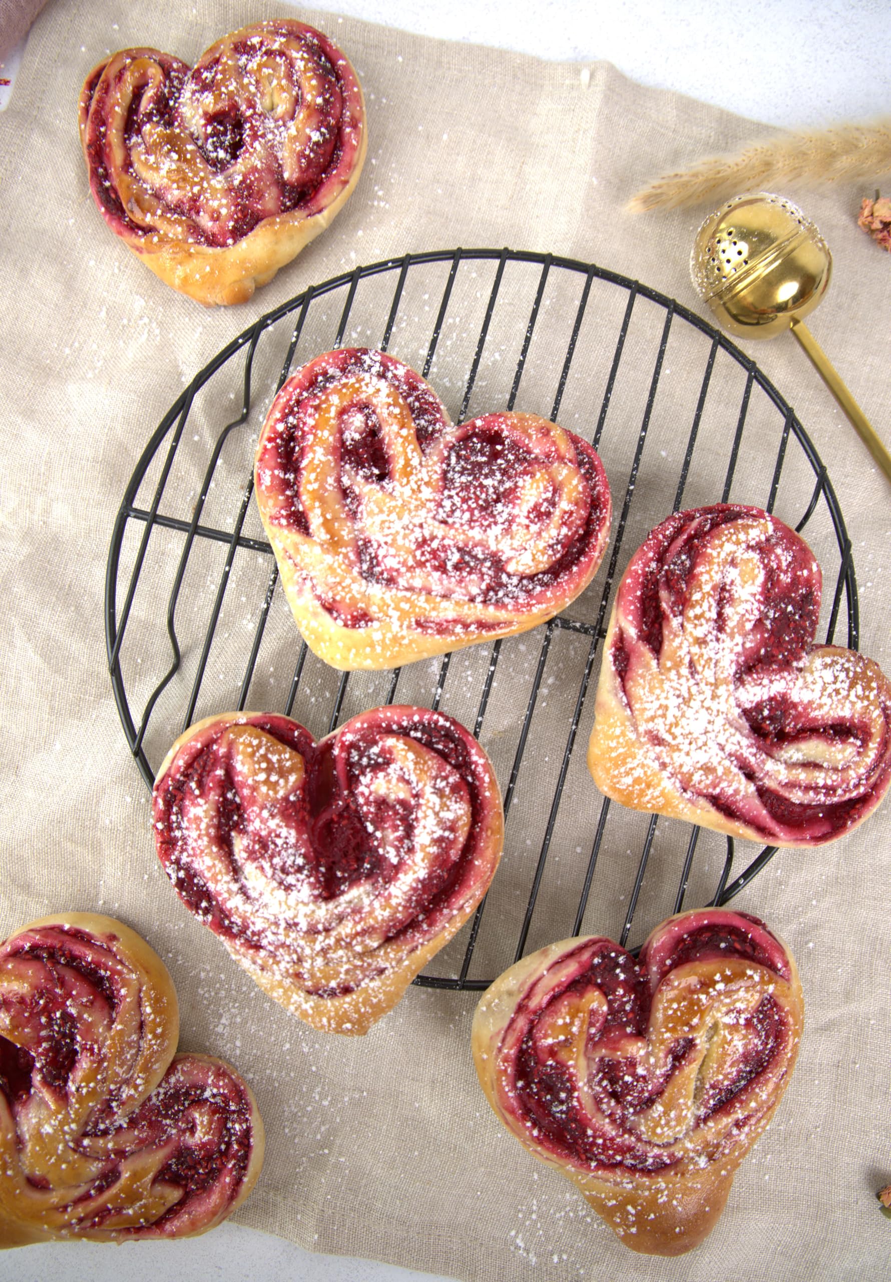 RUF - Cinnamon Rolls, Preparado Alimenticio en Polvo, Glaseado de Azucar, 8 porciones, 497gr
