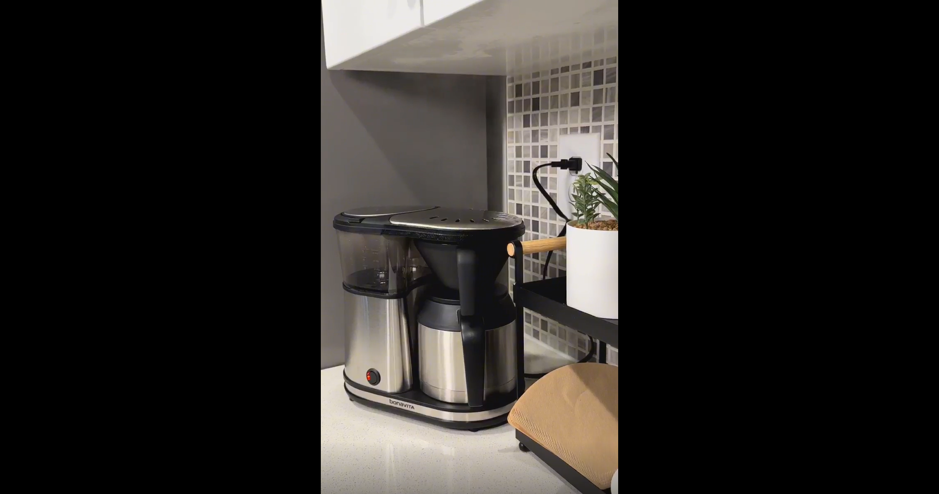 Amazon.com: Bonavita 5 Cup Drip Coffee Maker Machine, One-Touch