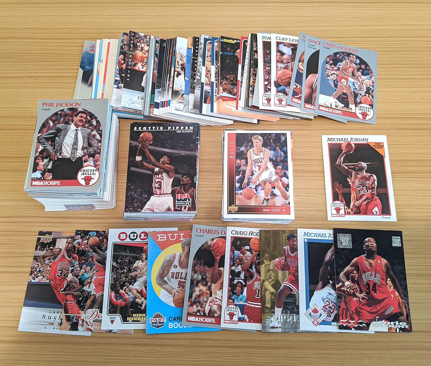500 Basketball Cards Including Rookies, Many Stars, Hall-of-famers. Chicago Bulls Special! Featuring Michael Jordan, Scottie Pippen, a Pack and More!