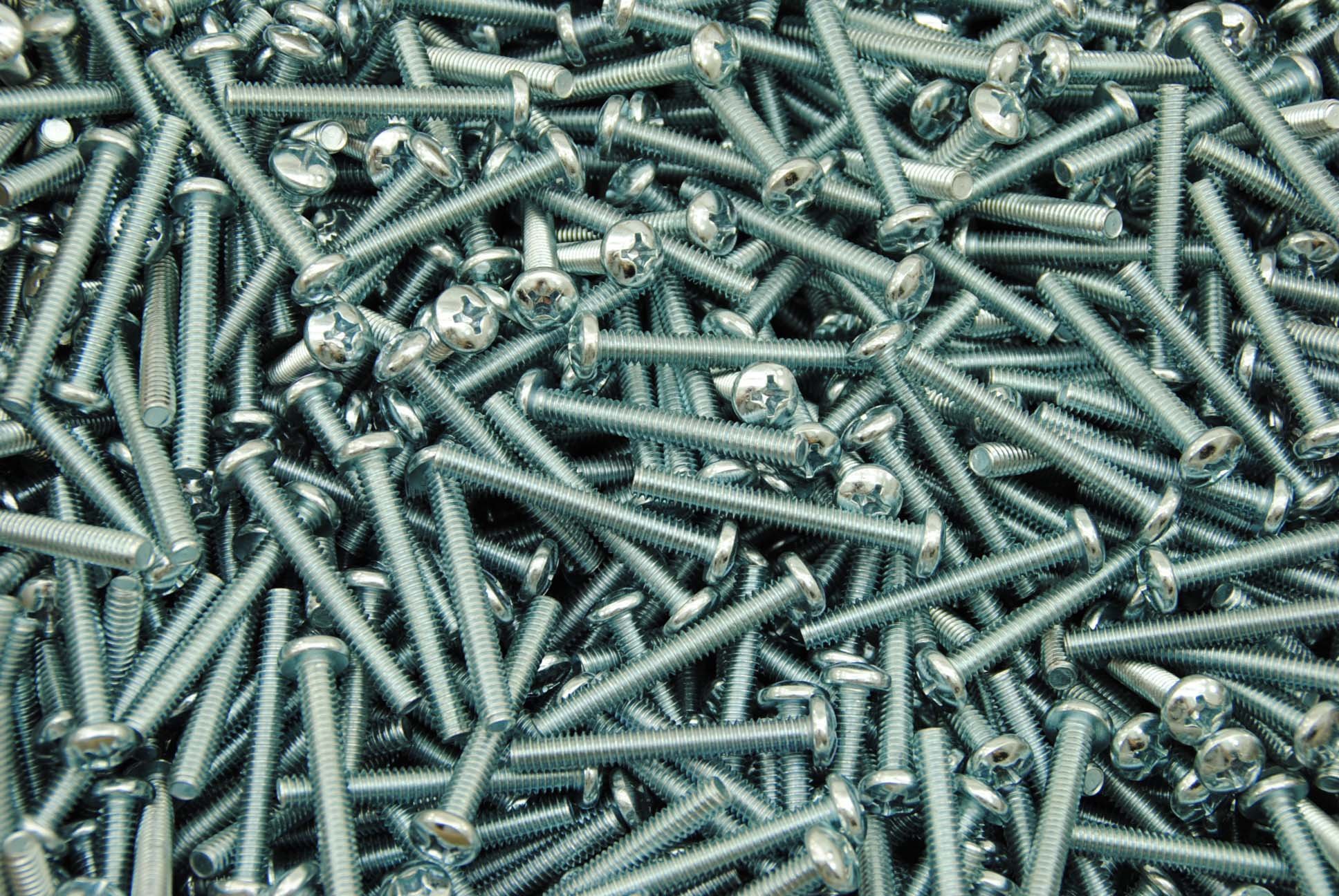 200) Phillips Pan Head 1/4-20 x 2 Machine Screws Zinc