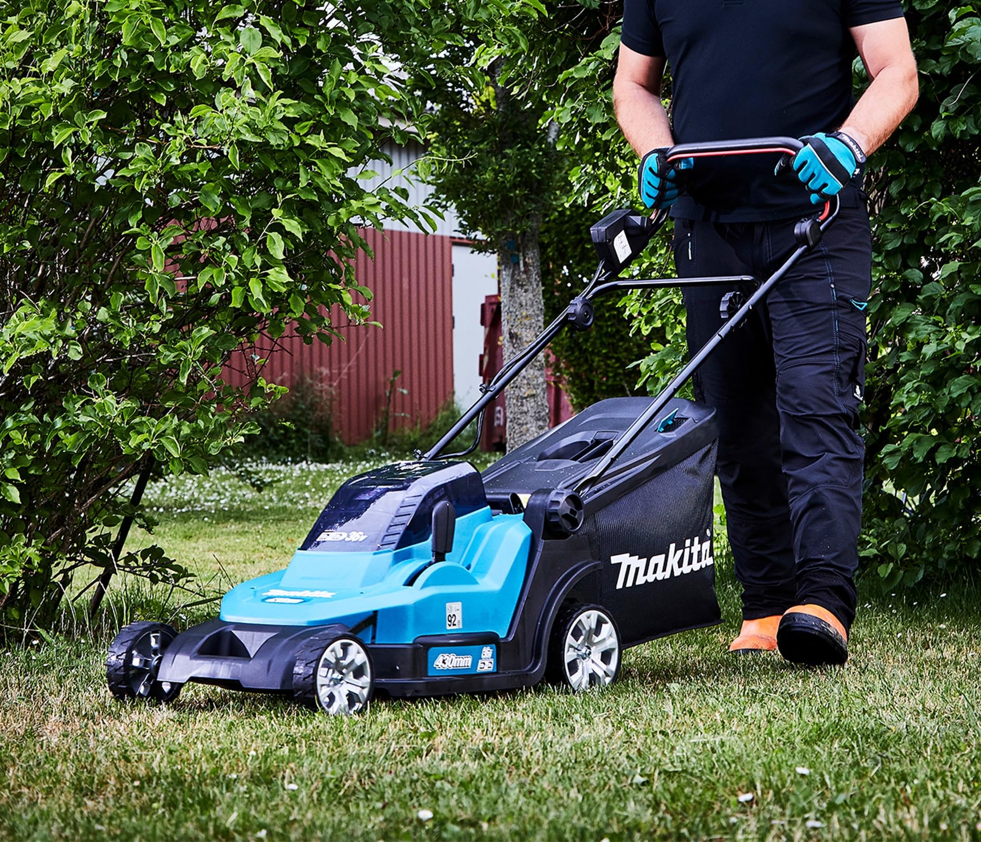 MAKITA DLM432PT2 Tondeuse 36V LXT 43 cm 2x5,0 Ah DC18RD