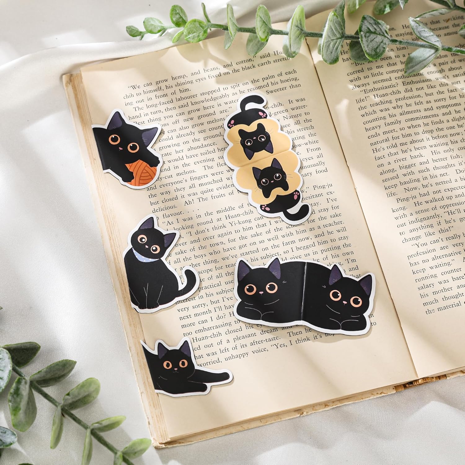 Cats Magnetic Bookmarks Gifts - 8 Pcs Black Cute Bookmark for Women Pet Animals Lovers Students Funny Page Clips Office Reading Accessories Bookworms Gift for Birthday Christmas - Image 5