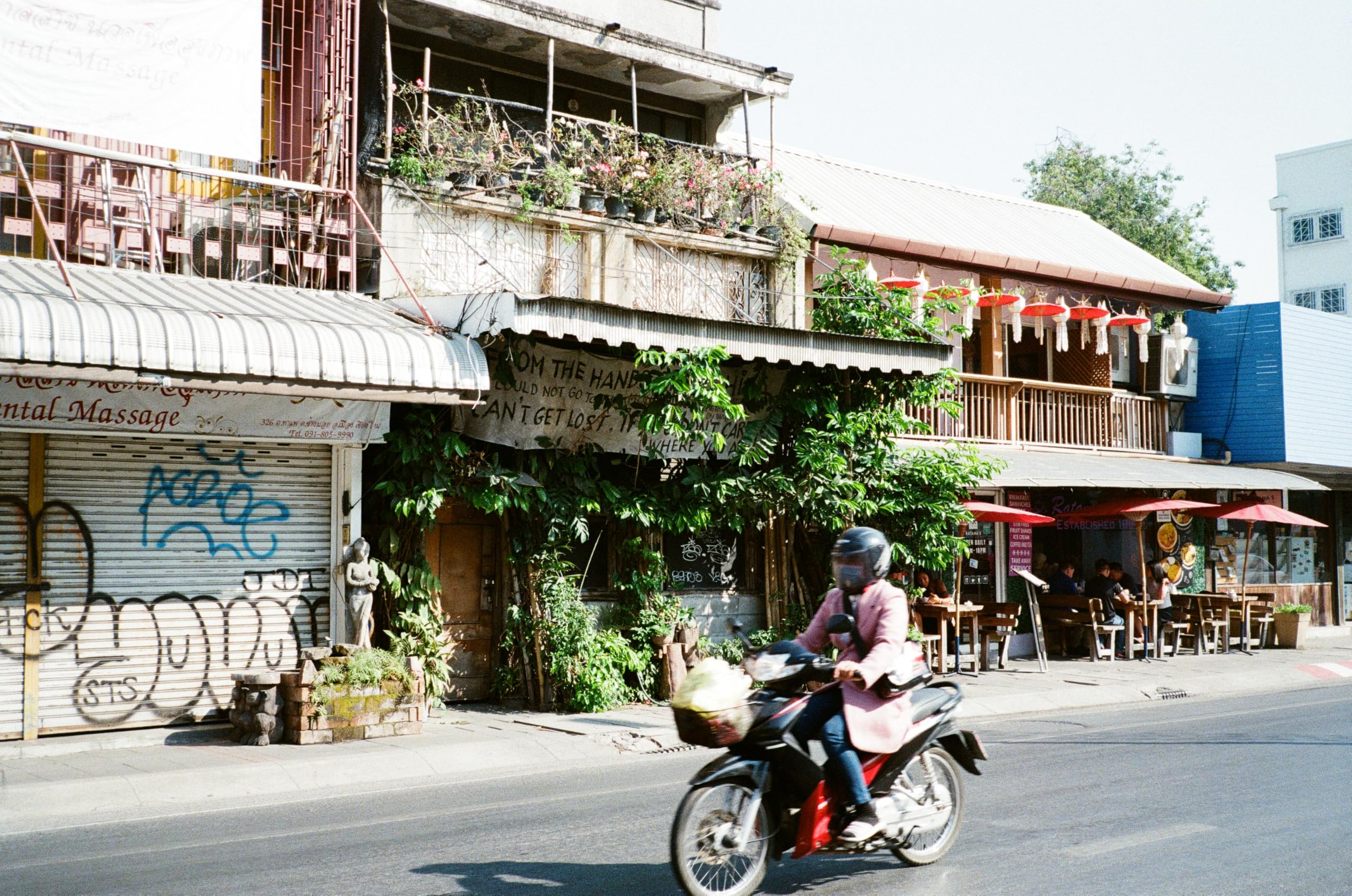 RETO Color Prism 400 35 mm kolorowa folia ujemna, 36EXP, przetwarzanie ISO400, C41, kodowane DX