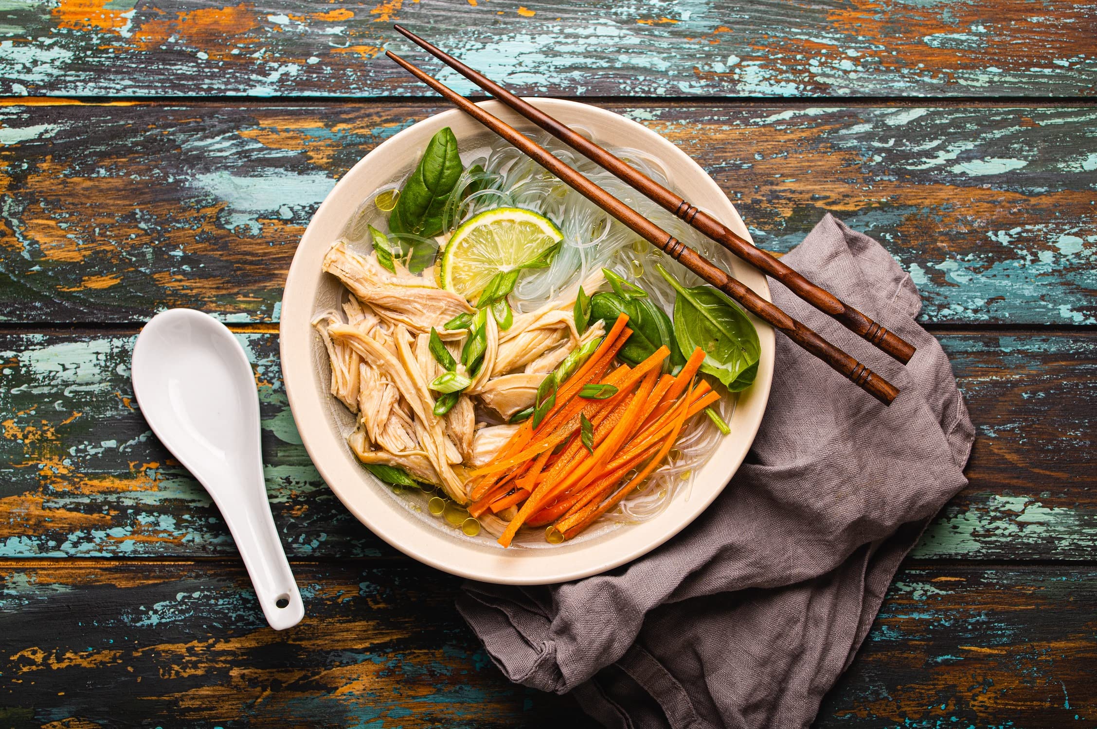 Lot De 12 Cuillères à Soupe En Céramique NJCharms | Parfaites Pour Ramen, Pho, Soupes Ou Apéritifs - Design Blanc élégant