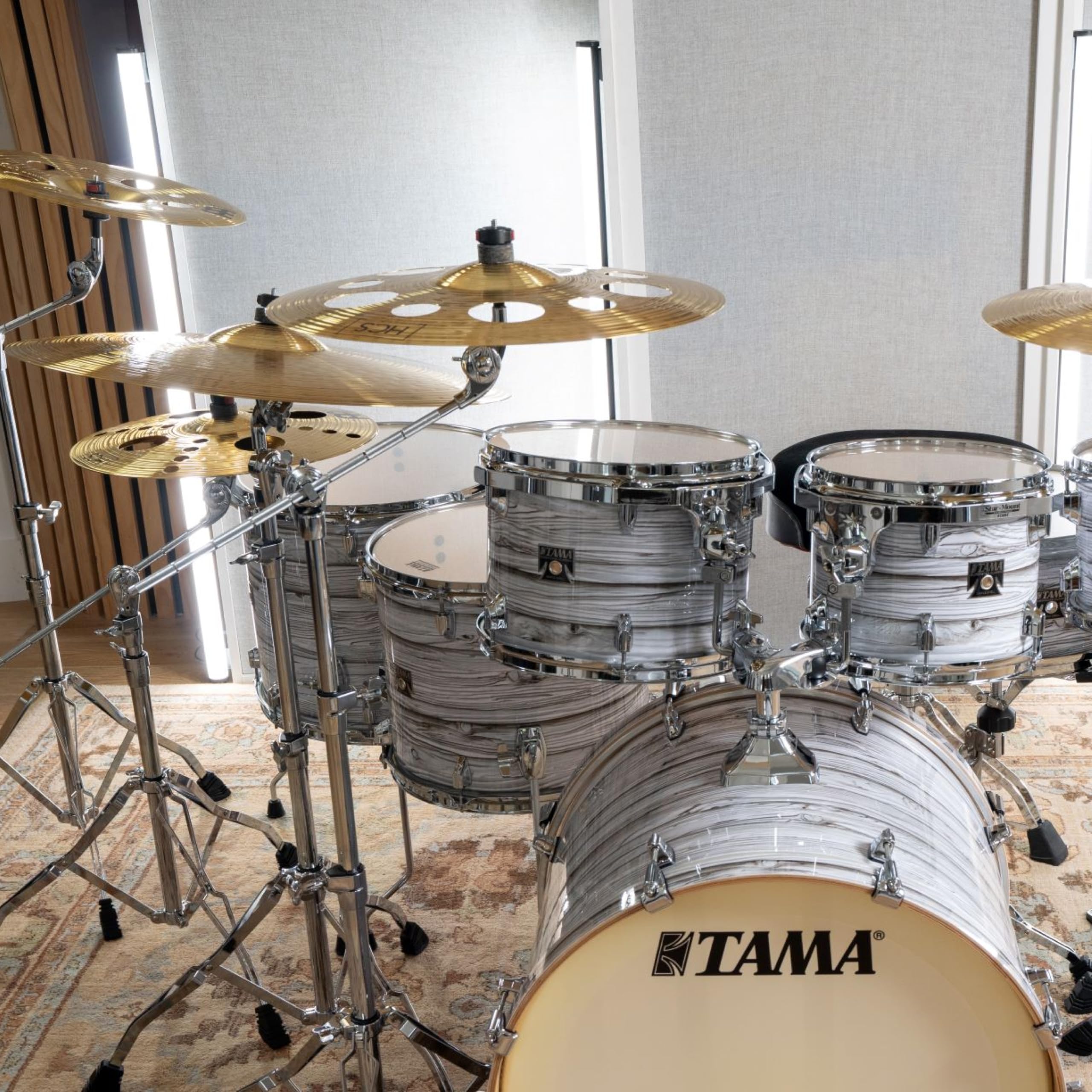 Meinl Cymbals HCS Plato Trash Stack de 16 pulgadas (40,64cm) con Agujeros – Platillos de Batería – Latón, Acabado Tradicional (HCS16TRS)