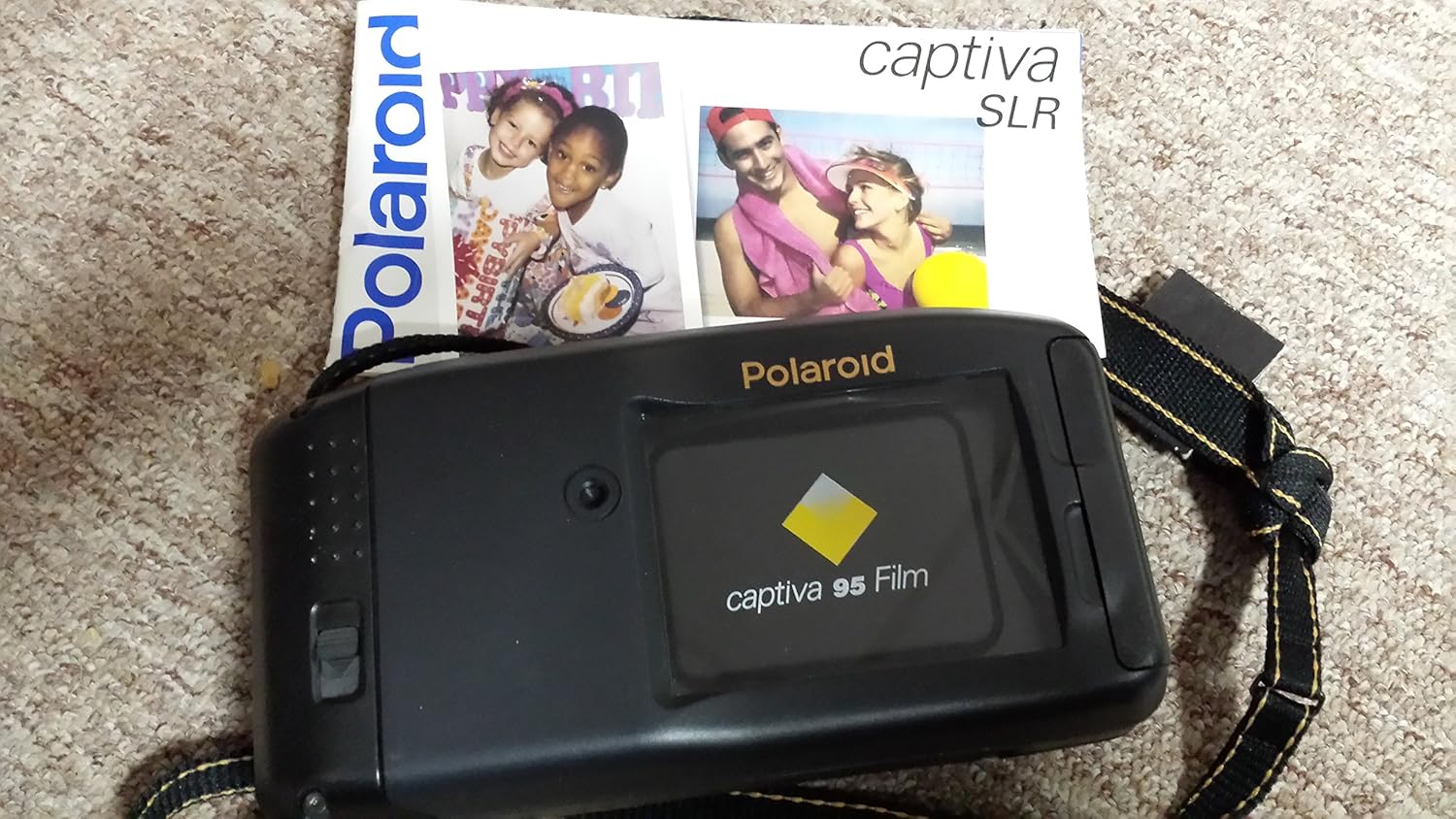 Polaroid Captiva AF SLR Camera