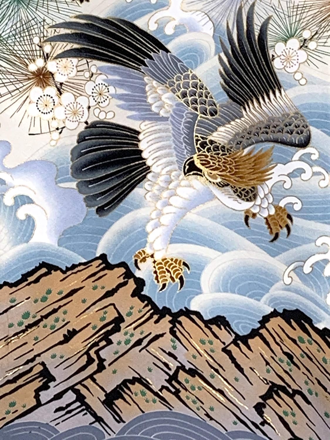 [京都室町st．] 化粧箱入り 誕生記付き お宮参り 着物 男の子 刺繍入り 赤ちゃんのお祝い着 (初着 産着) 正絹「兜、鷹三羽に