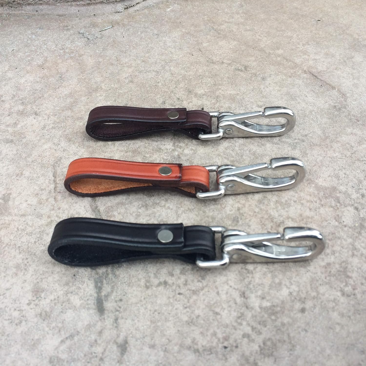 Boxwood and Mum Handmade Leather Keychain Lanyard, Customizable Key Holder, Detatchable Key Ring, Stylish Leather Key Organizer for Men, Ideal for Dad Gifts for Fathers Day, Amish Made in USA